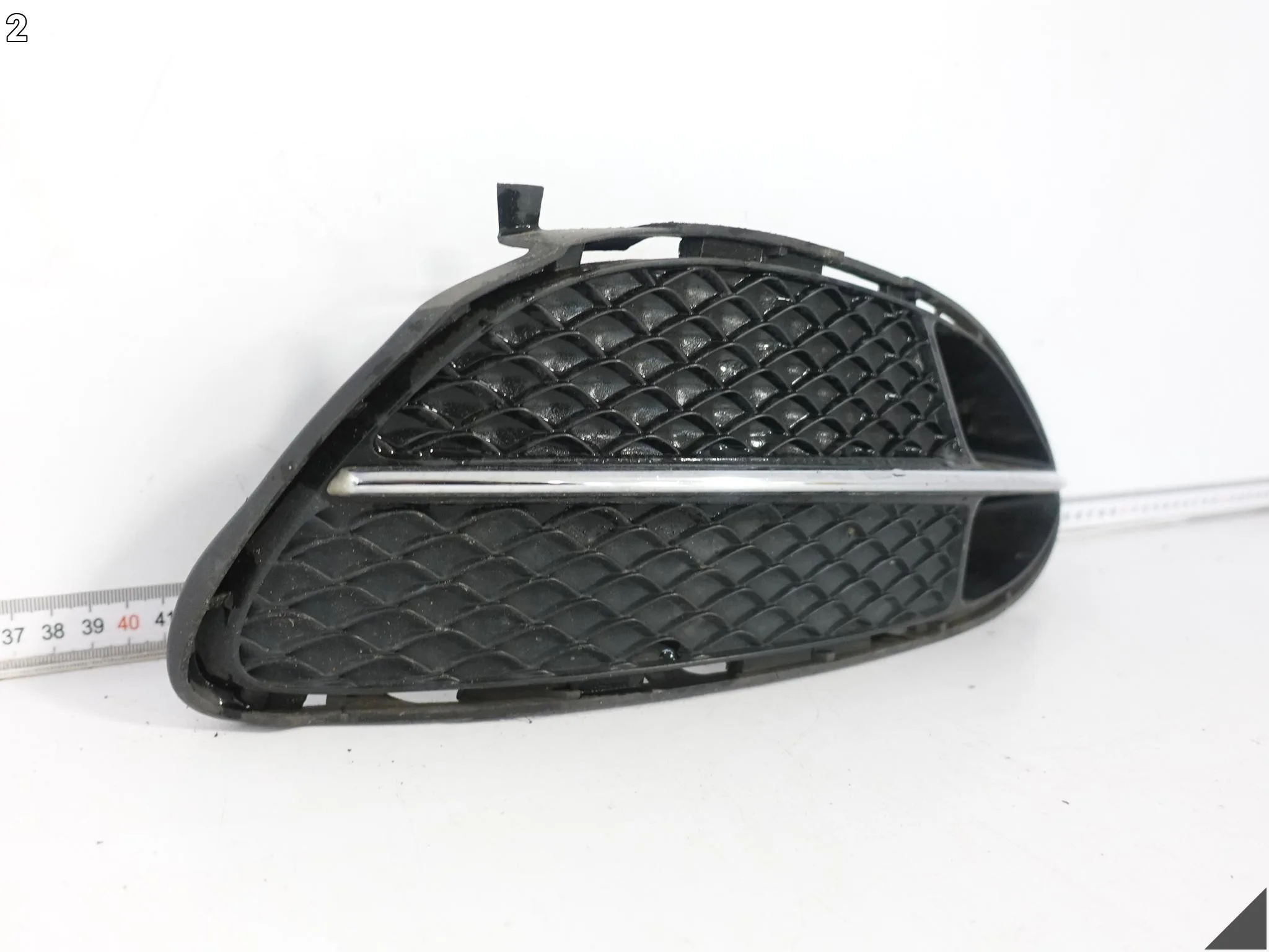 MERCEDES E-KLASA W212 LIFT AVANTGARDE 12-16 KRATKA W ZDERZAK PRZÓD PRAWA MERCEDES E-KLASA W212 LIFT AVANTGARDE 12-16 KRATKA W ZDERZAK PRZÓD PRAWA - obrazek 3