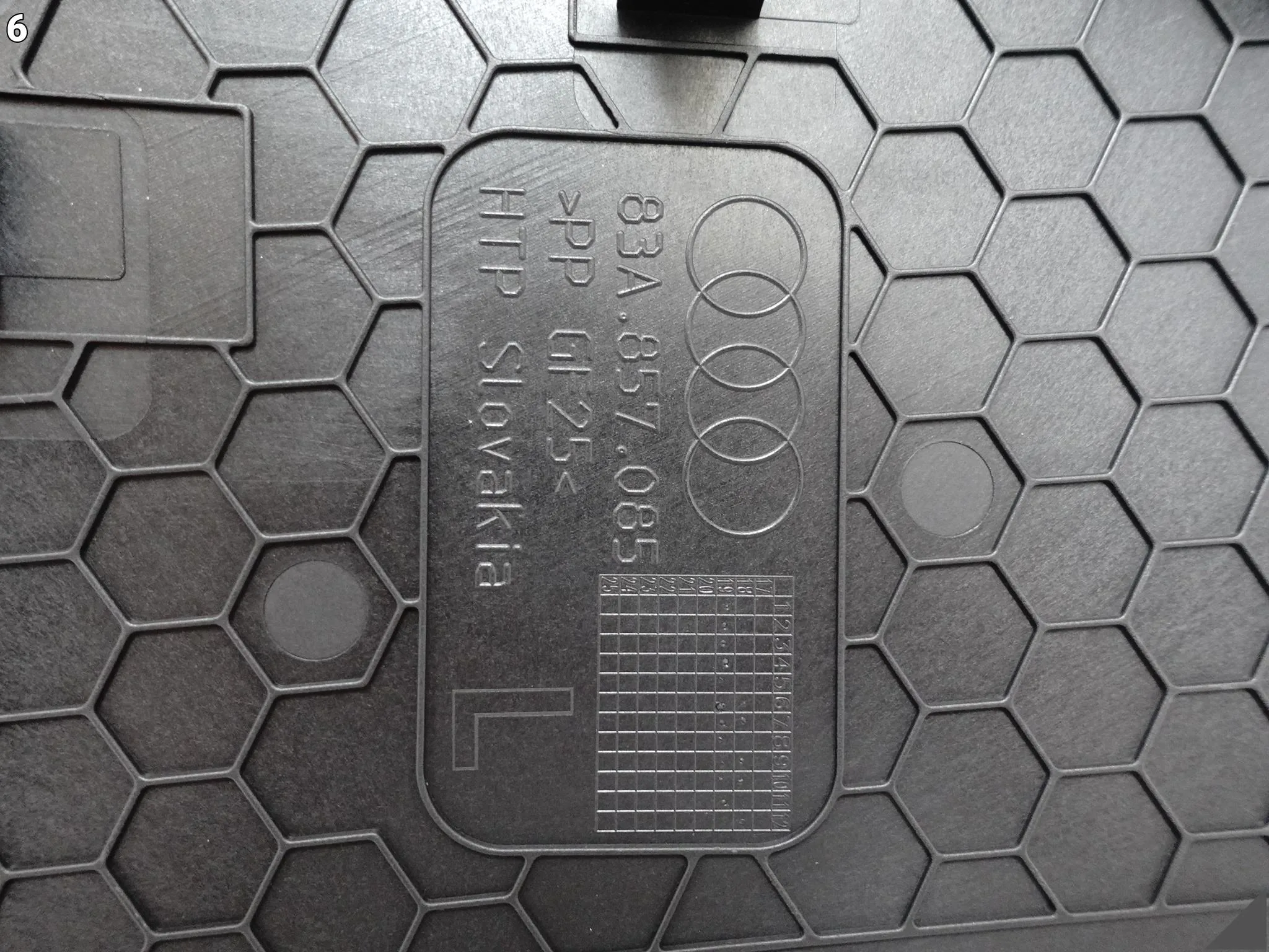 AUDI Q3 83A F3 18-25 OSŁONA ZAŚLEPKA BOCZNA DESKI KOKPITU LEWA 4PK d0a159e1c0bf2123b96ed0d410ee4c61