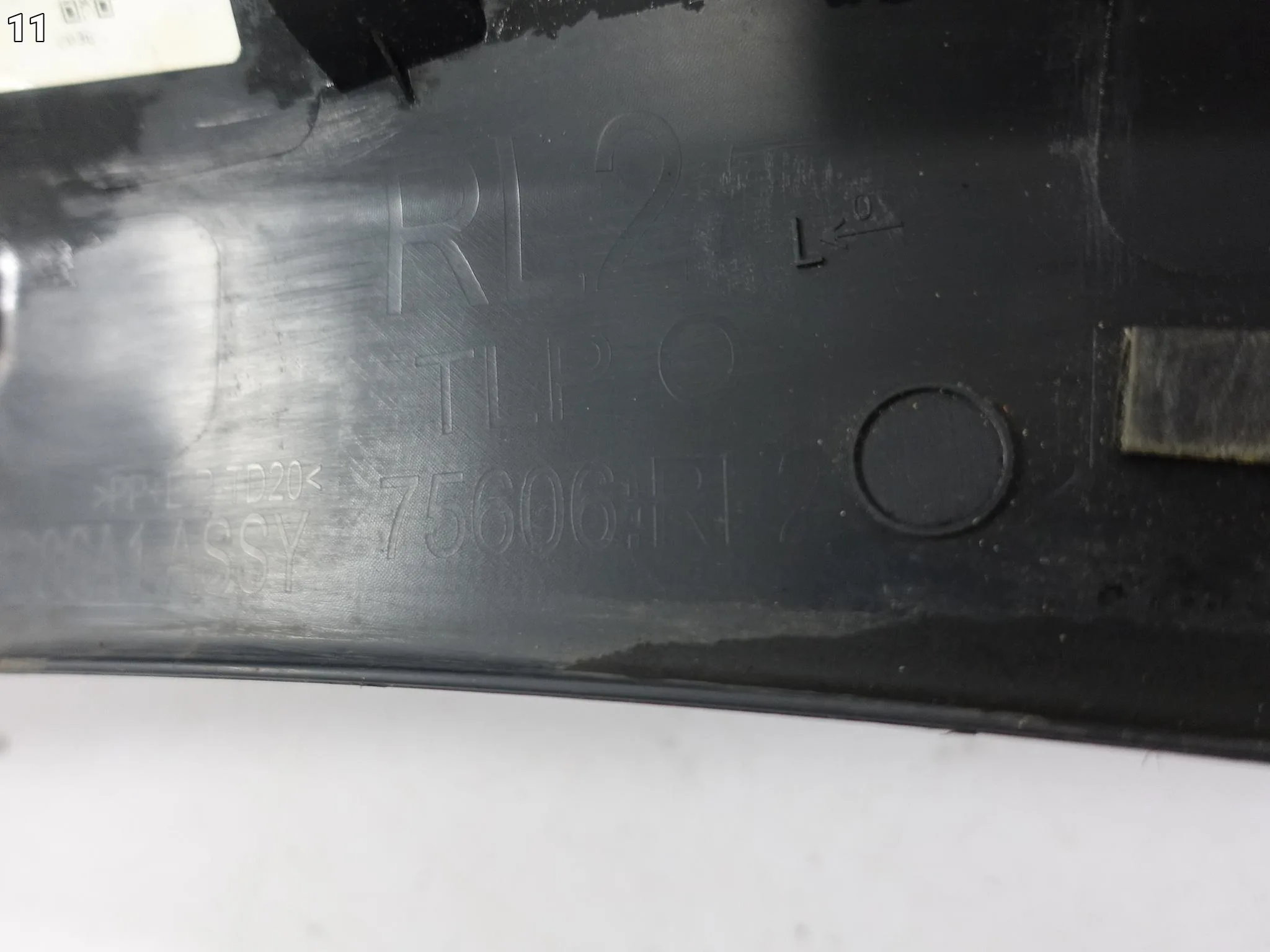 TOYOTA YARIS CROSS 20- LISTWA NAKŁADKA NA BŁOTNIK TYŁ LEWA ORYGINALNA TOYOTA YARIS CROSS 20- LISTWA NAKŁADKA NA BŁOTNIK TYŁ LEWA ORYGINALNA - obrazek 12