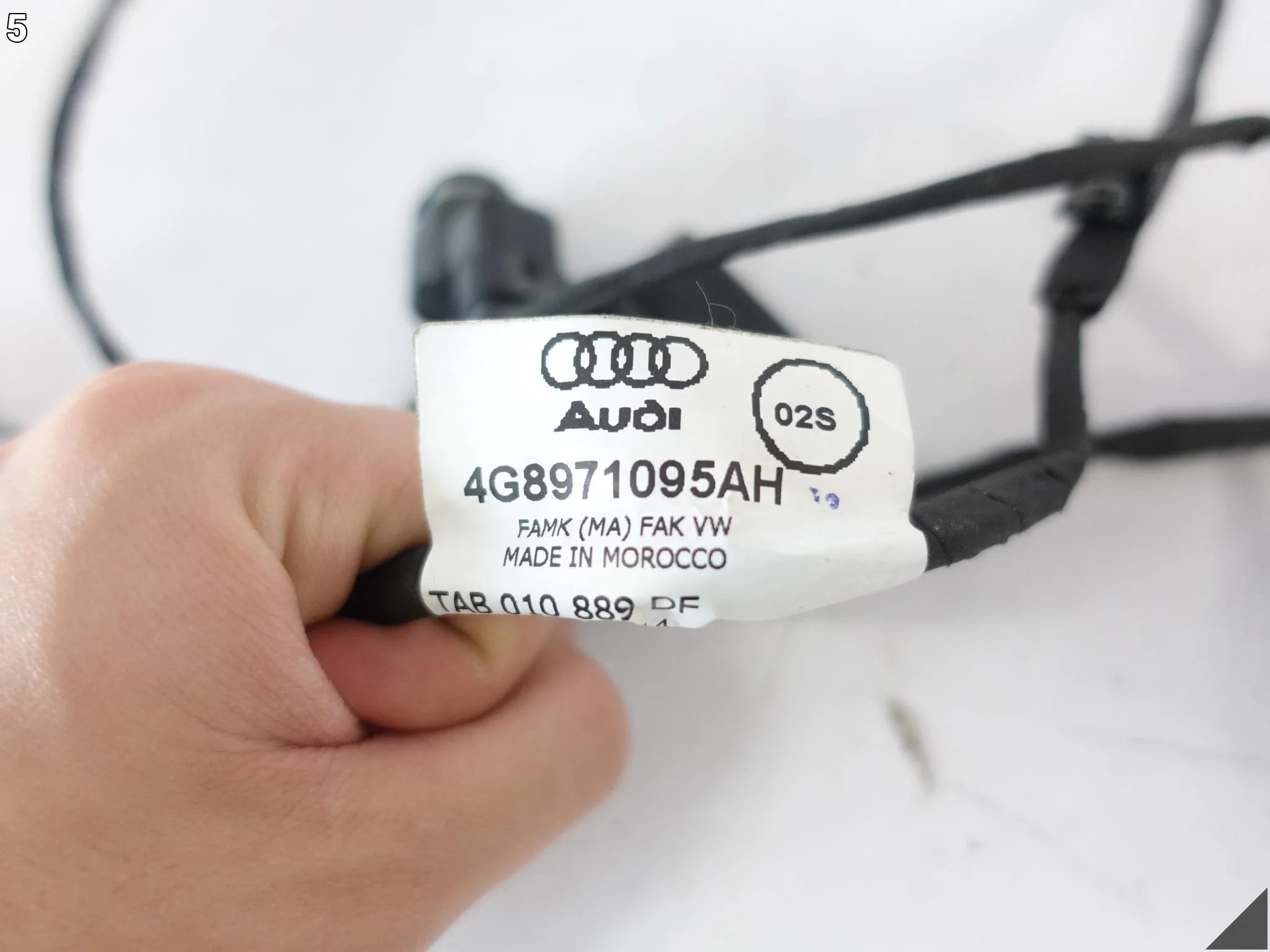 AUDI A7 4G8 C7 10-18 INSTALACJA CZUJNIKI PARKOWANIA ZDERZAK PRZÓD 4 x PDC AUDI A7 4G8 C7 10-18 INSTALACJA CZUJNIKI PARKOWANIA ZDERZAK PRZÓD 4 x PDC - obrazek 6