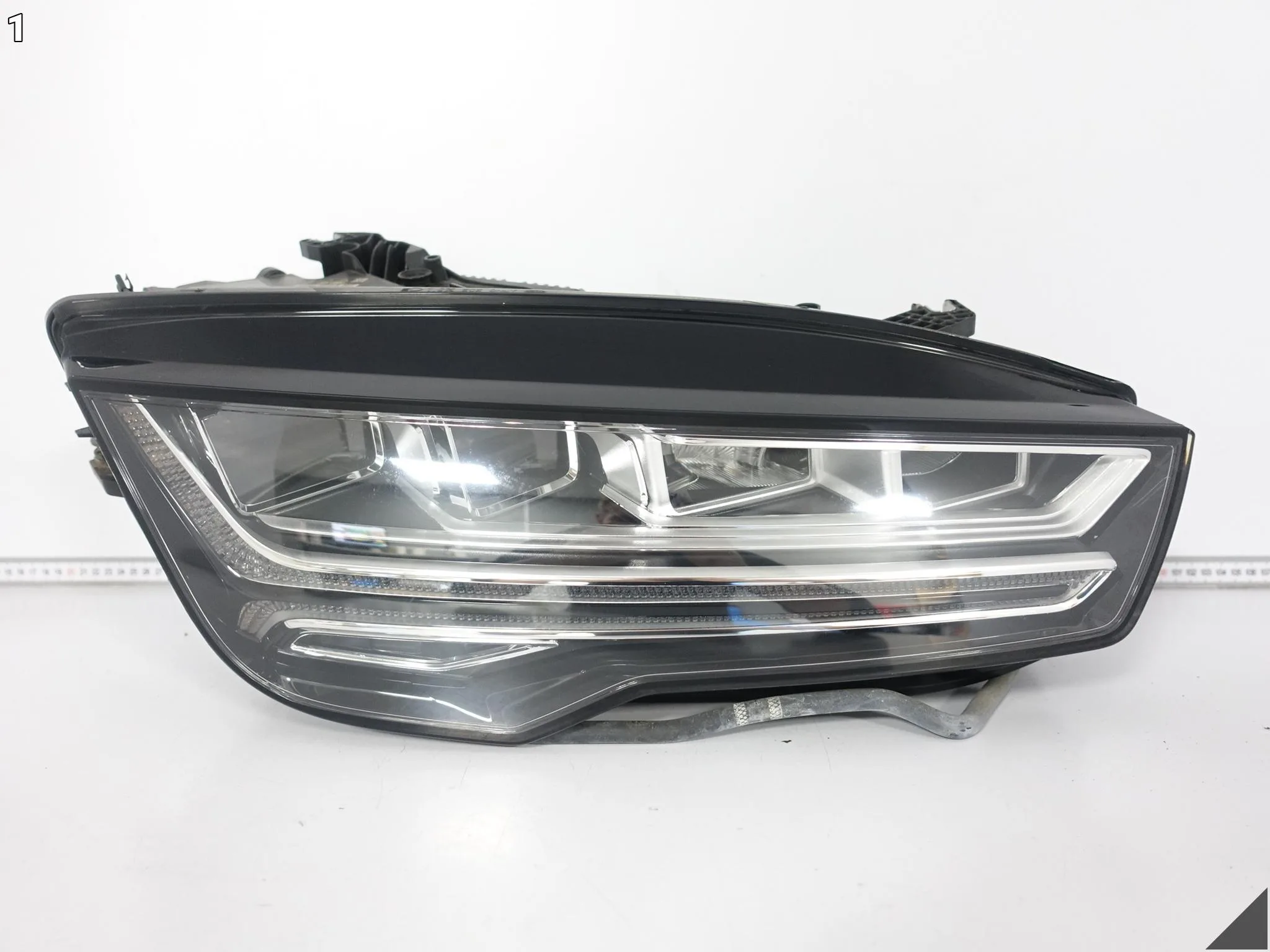 AUDI A7 S7 4G8 C7 LIFT 14-18 LAMPA FULL LED PRAWA PRZÓD EUROPA + MODUŁY AUDI A7 S7 4G8 C7 LIFT 14-18 LAMPA FULL LED PRAWA PRZÓD EUROPA + MODUŁY - obrazek 2