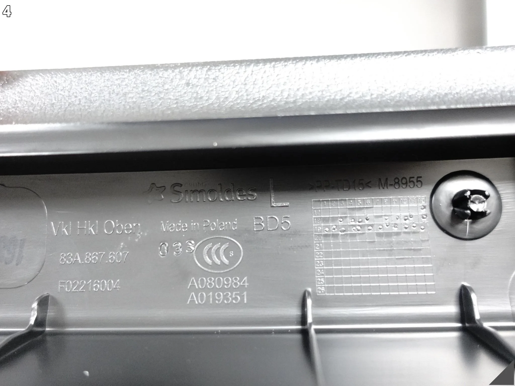 AUDI Q3 83A F3 18-25 LISTWA OSŁONA TAPICERKA KLAPY BAGAŻNIKA LEWA TYŁ 4PK d8567a280d8bc320d59bfef53e44398b
