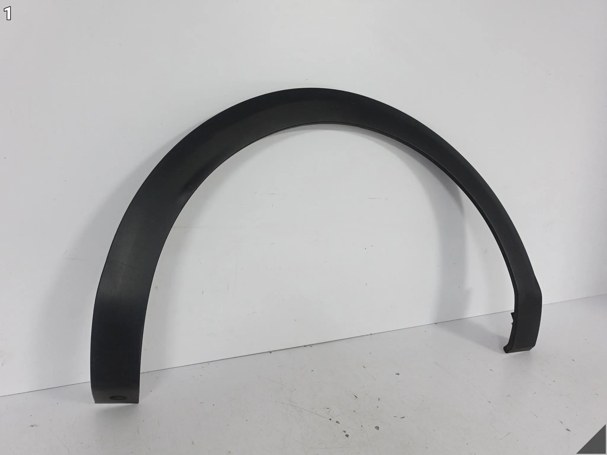 CITROEN C4 III 3 20-24 LISTWA NAKŁADKA OSŁONA BŁOTNIKA TYŁ PRAWY 9831344780 CITROEN C4 III 3 20-24 LISTWA NAKŁADKA OSŁONA BŁOTNIKA TYŁ PRAWY 9831344780 - obrazek 2