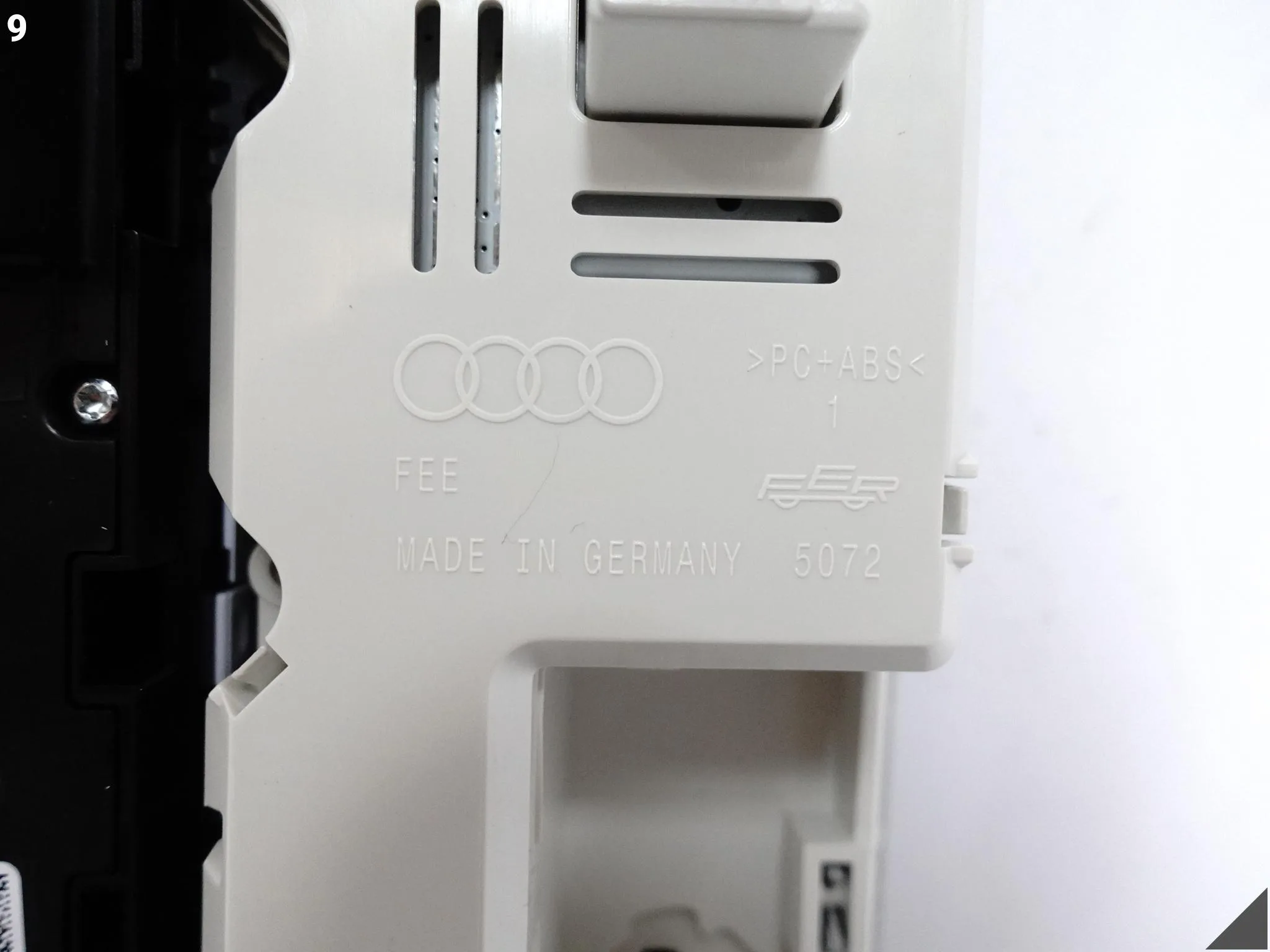 AUDI Q3 83A F3 18-25 PANEL STEROWANIA OŚWIETLENIE KABINY LED PODSUFITKA ET1 198176075b5c70207d252739c841d32d