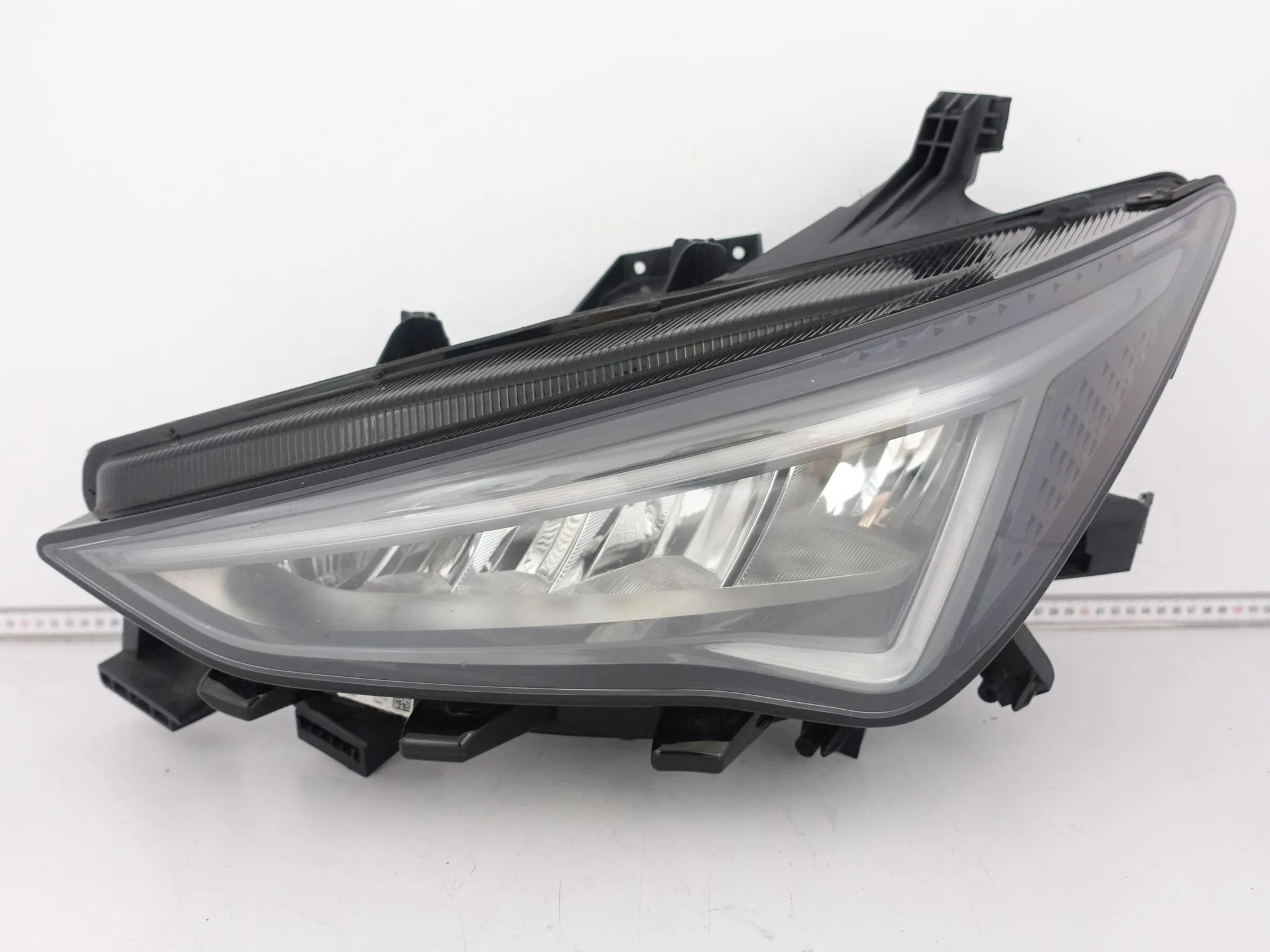 CUPRA BORN 10F 21- LAMPA HEADLIGHT HIGH FULL LED LEWA PRZÓD EUROPA fc811c692147bae4ce2ca0f12e207148