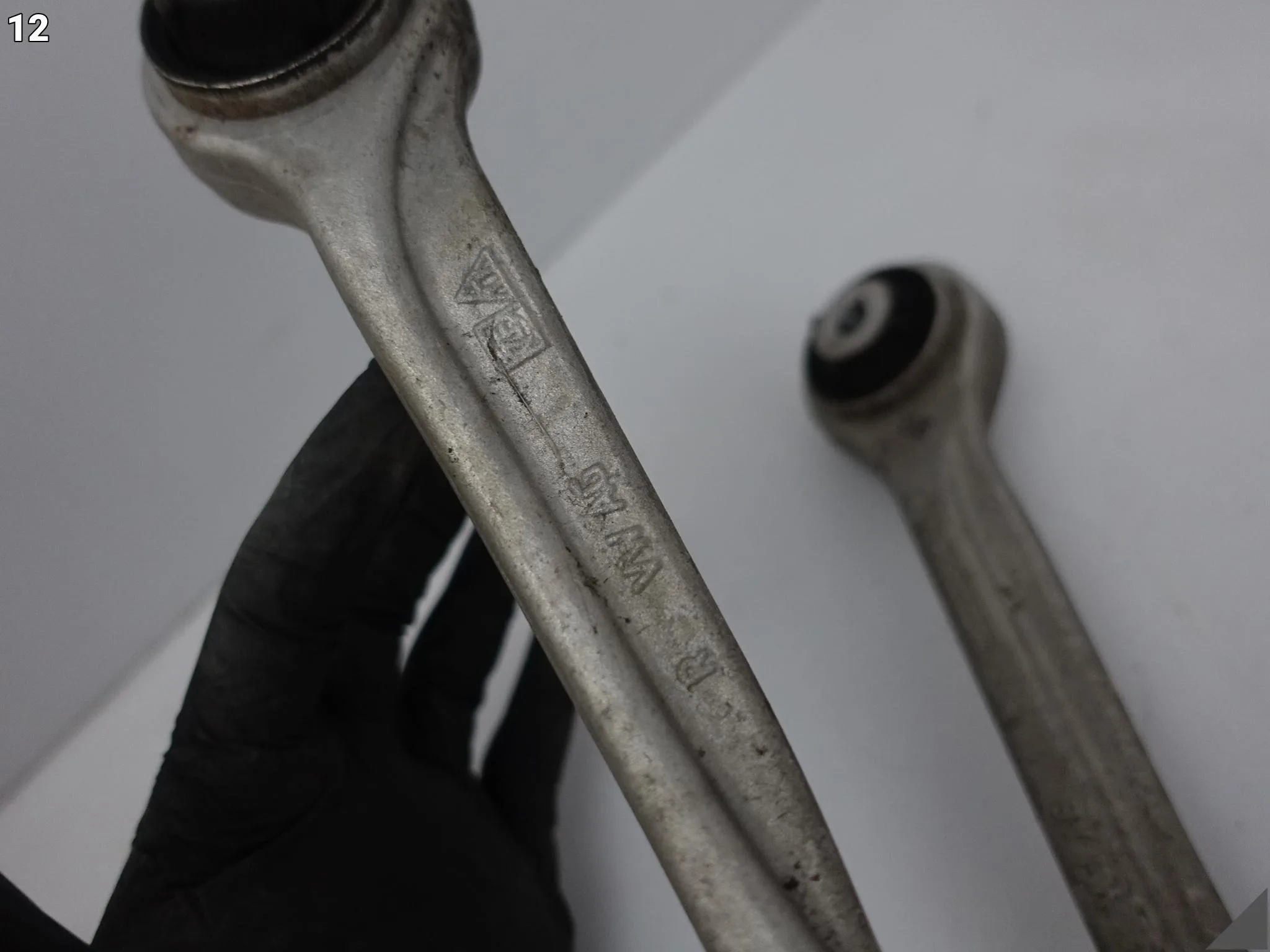 AUDI A6 S6 4K0 A7 S7 4K8 C8 ZAWIESZENIE ZWROTNICA WAHACZE PRAWA PRZÓD 834194882c963a0f892bba45587127a2