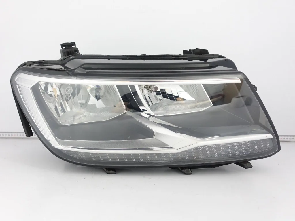 VW TIGUAN II 2 5NB 16-20 LAMPA ZWYKŁA HALOGEN H7 PRAWA EUROPA 5NB941006B c2d5a4b7d4199a76924daccaaeeec2ae