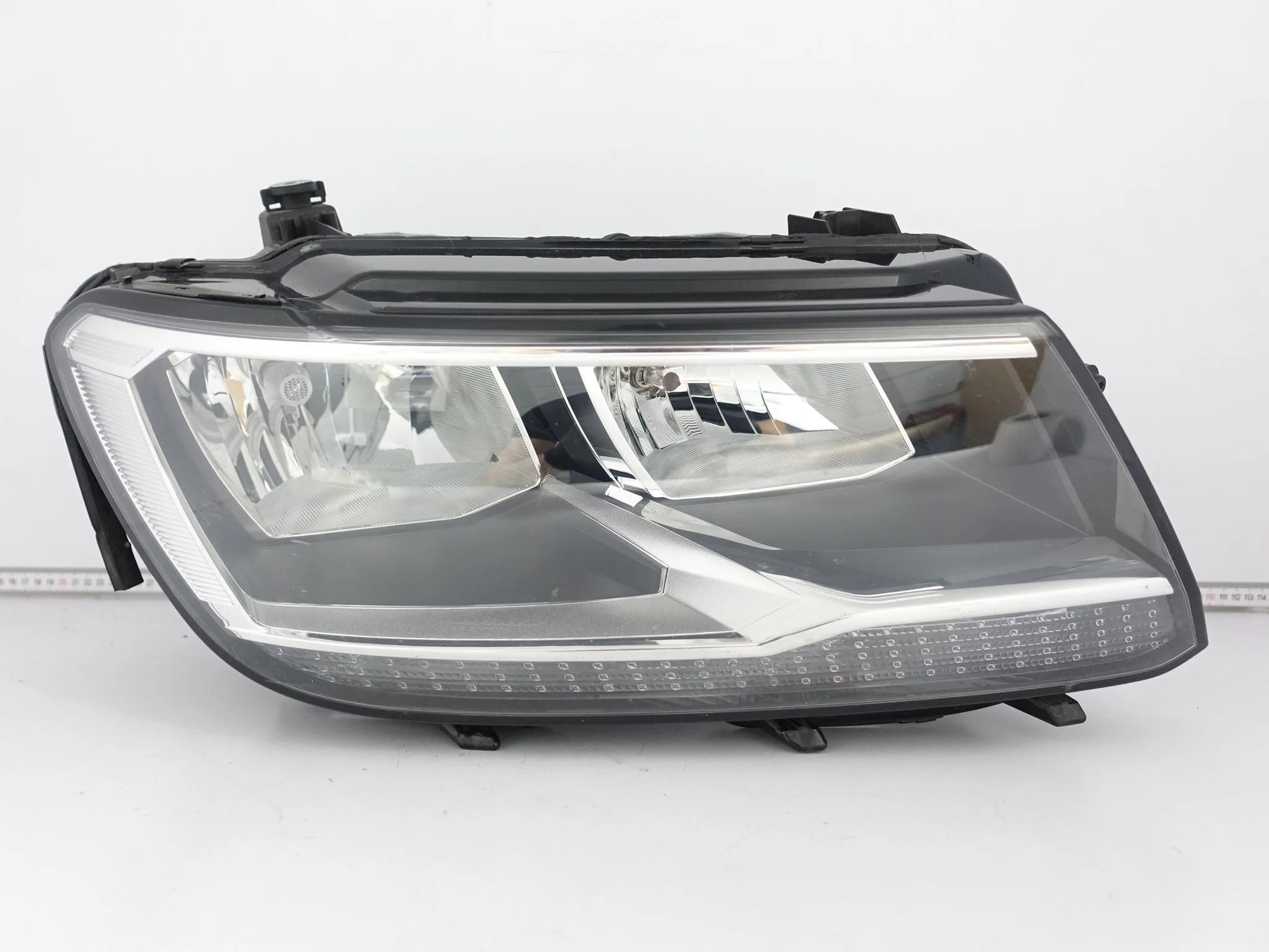 VW TIGUAN II 2 5NB 16-20 LAMPA ZWYKŁA HALOGEN H7 PRAWA EUROPA 5NB941006B c2d5a4b7d4199a76924daccaaeeec2ae