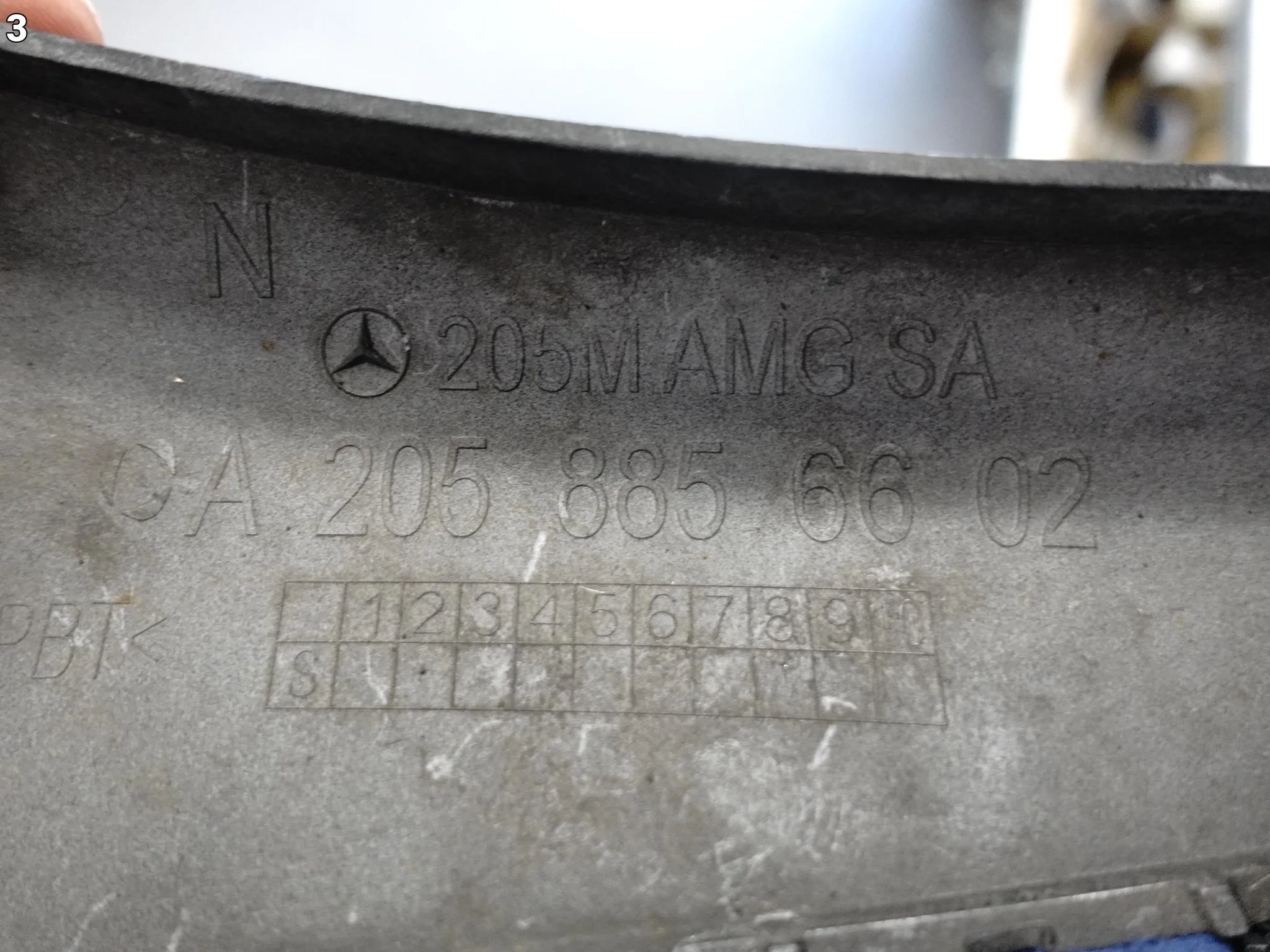 MERCEDES C-KLASA W205 S205 AMG LIFT 18-21 LISTWA DOKŁADKA ZDERZAK PRZÓD R cb5f65dfb29d8901051c6d6c553c4cc7