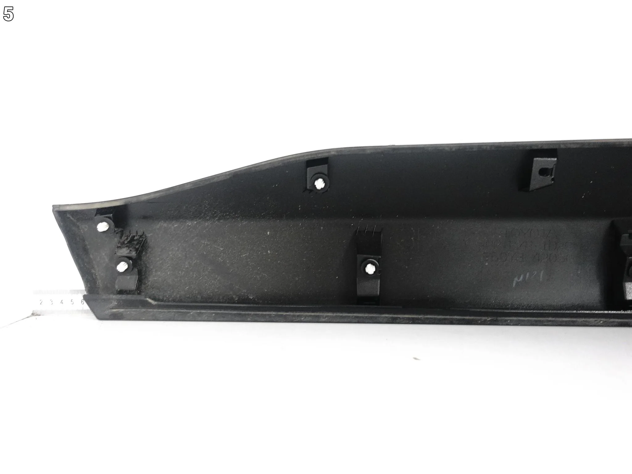 TOYOTA RAV4 V 5 19- DOLNA LISTWA OSŁONA DRZWI PRZÓD PRAWA 75073-42050-C0 TOYOTA RAV4 V 5 19- DOLNA LISTWA OSŁONA DRZWI PRZÓD PRAWA 75073-42050-C0 - obrazek 6