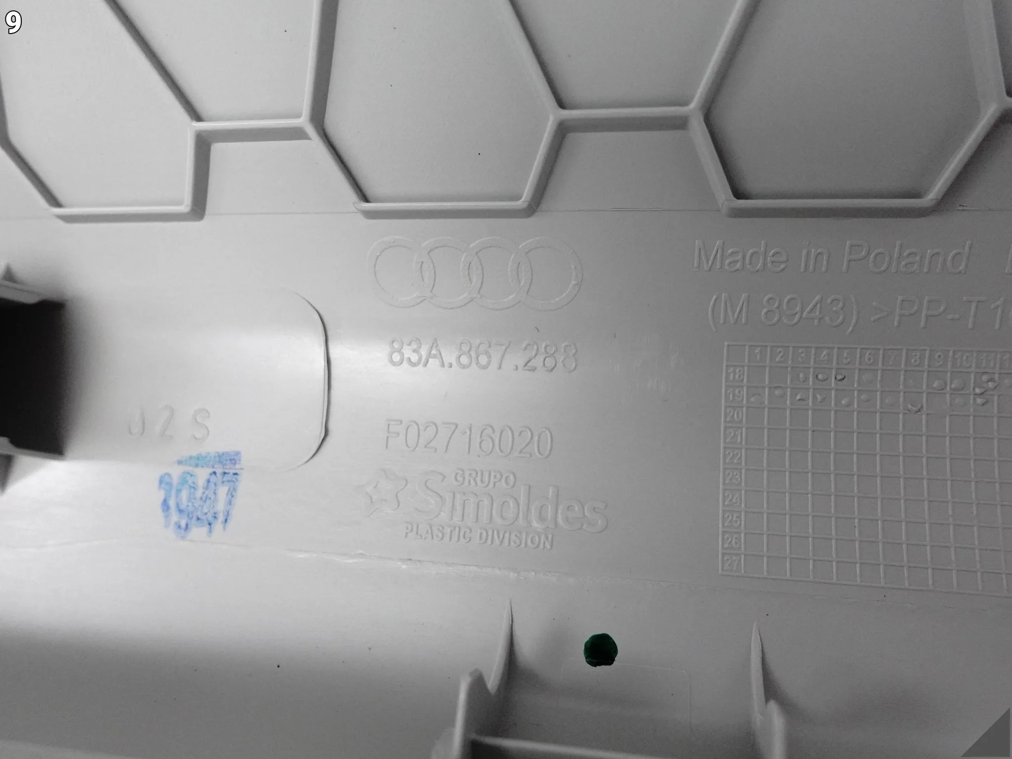 AUDI Q3 83A F3 18-25 OSŁONA POSZYCIE LISTWA SŁUPEK C PRAWY MOON SILVER EP6 c61ca4e04290f367fdf03cb690d1b746