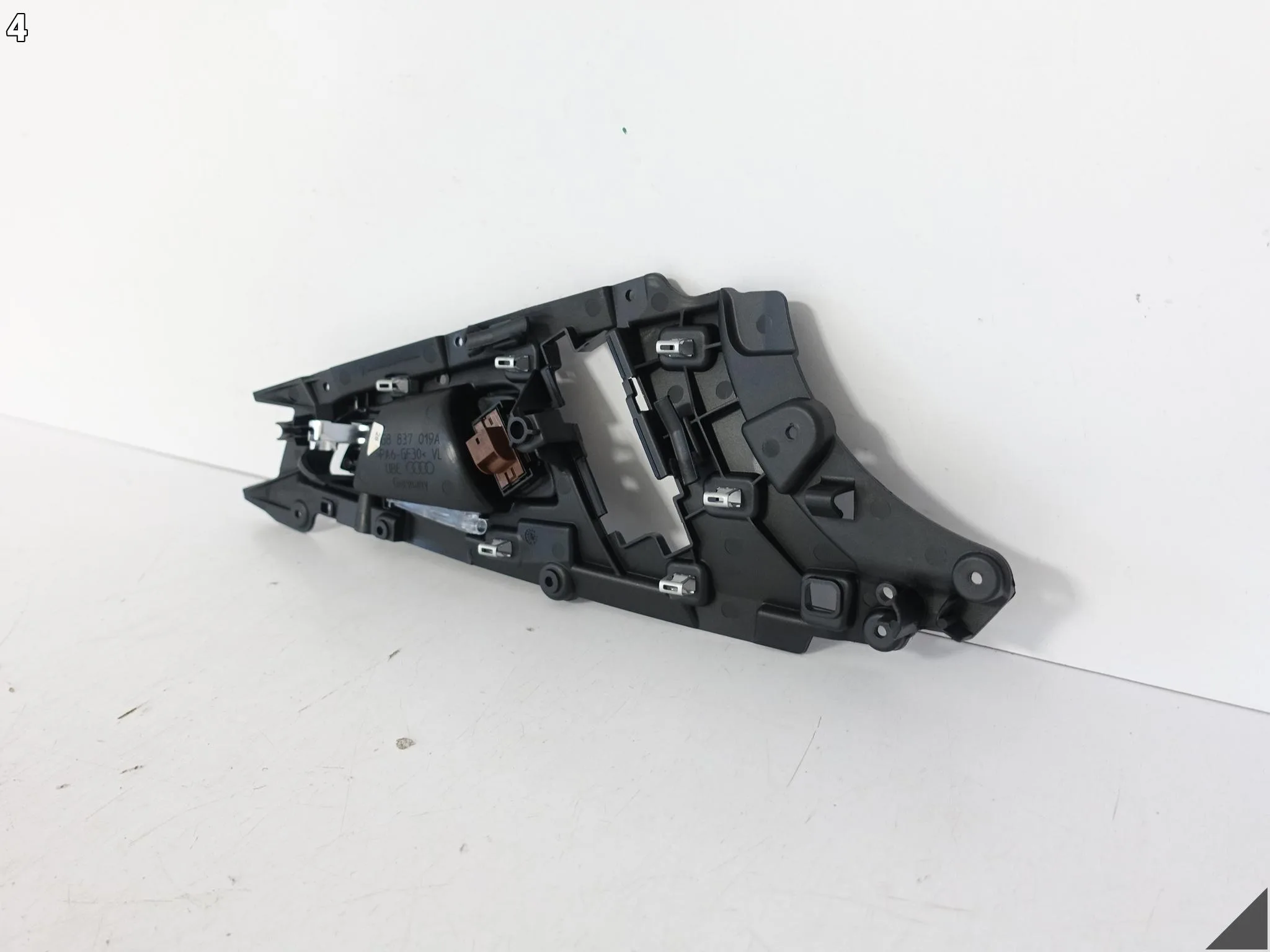 AUDI A7 S7 C7 4G8 LIFT 10-18 KLAMKA DRZWI PRZÓD LEWE PRZEŁĄCZNIK CHROM 06b4116d8261bf18e8f0cb67ebc3f717
