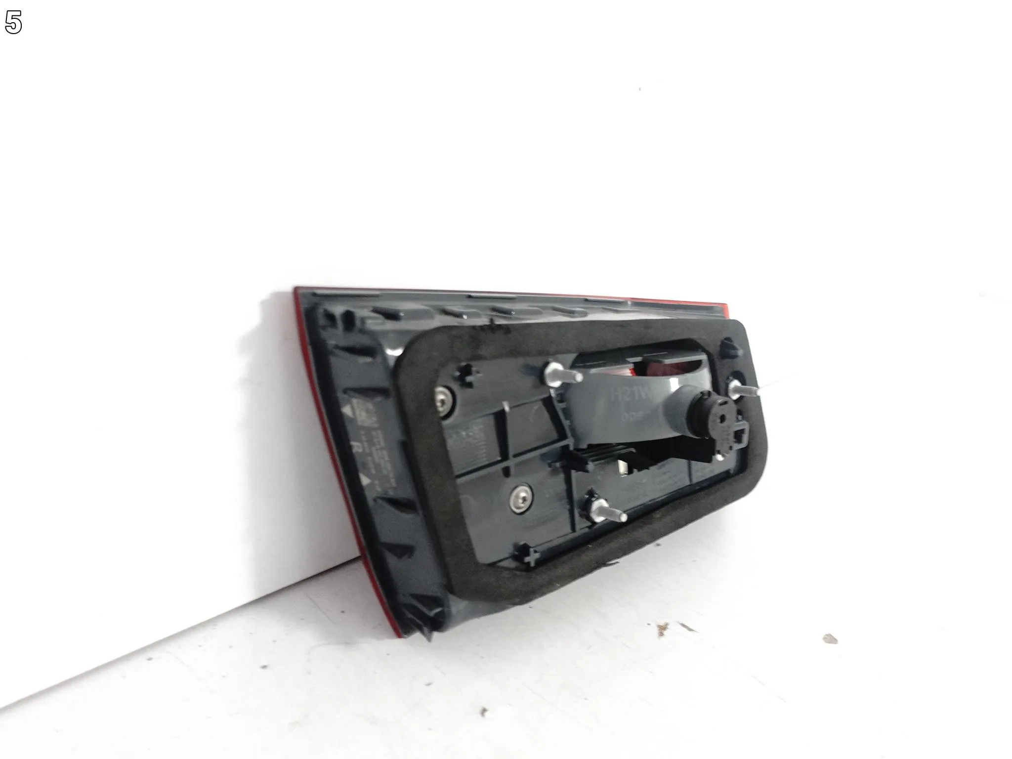 BMW 5 G30 SEDAN M5 F90 17-20 LAMPA LED PRAWA TYŁ W KLAPĘ EUROPA 0e056dff26fb94c5cb793671902938c3