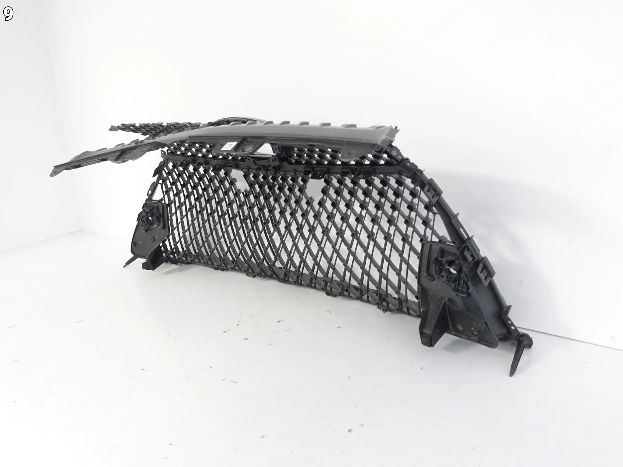 LEXUS LC LC500H LC500 URZ100 Z100 17- GRILL ATRAPA KRATKA (USZKODZONY) 0c1a24bb034a4bd31c1d052f053600b6