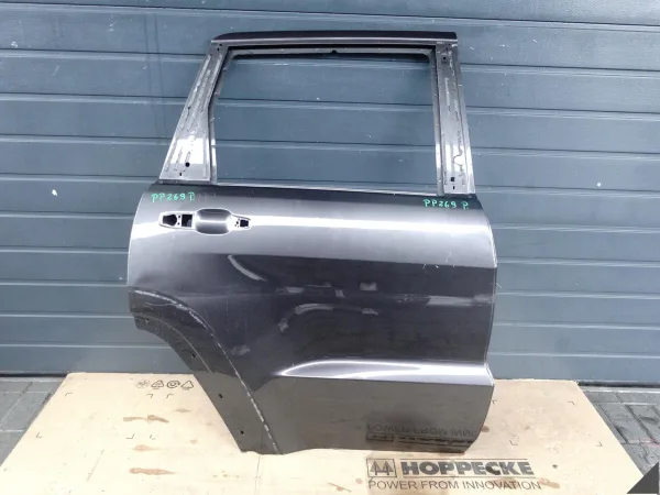 JEEP GRAND CHEROKEE SRT SUMMIT WK2 10-21 LIFT DRZWI DOOR PRAWE TYŁ JEEP GRAND CHEROKEE SRT SUMMIT WK2 10-21 LIFT DRZWI DOOR PRAWE TYŁ