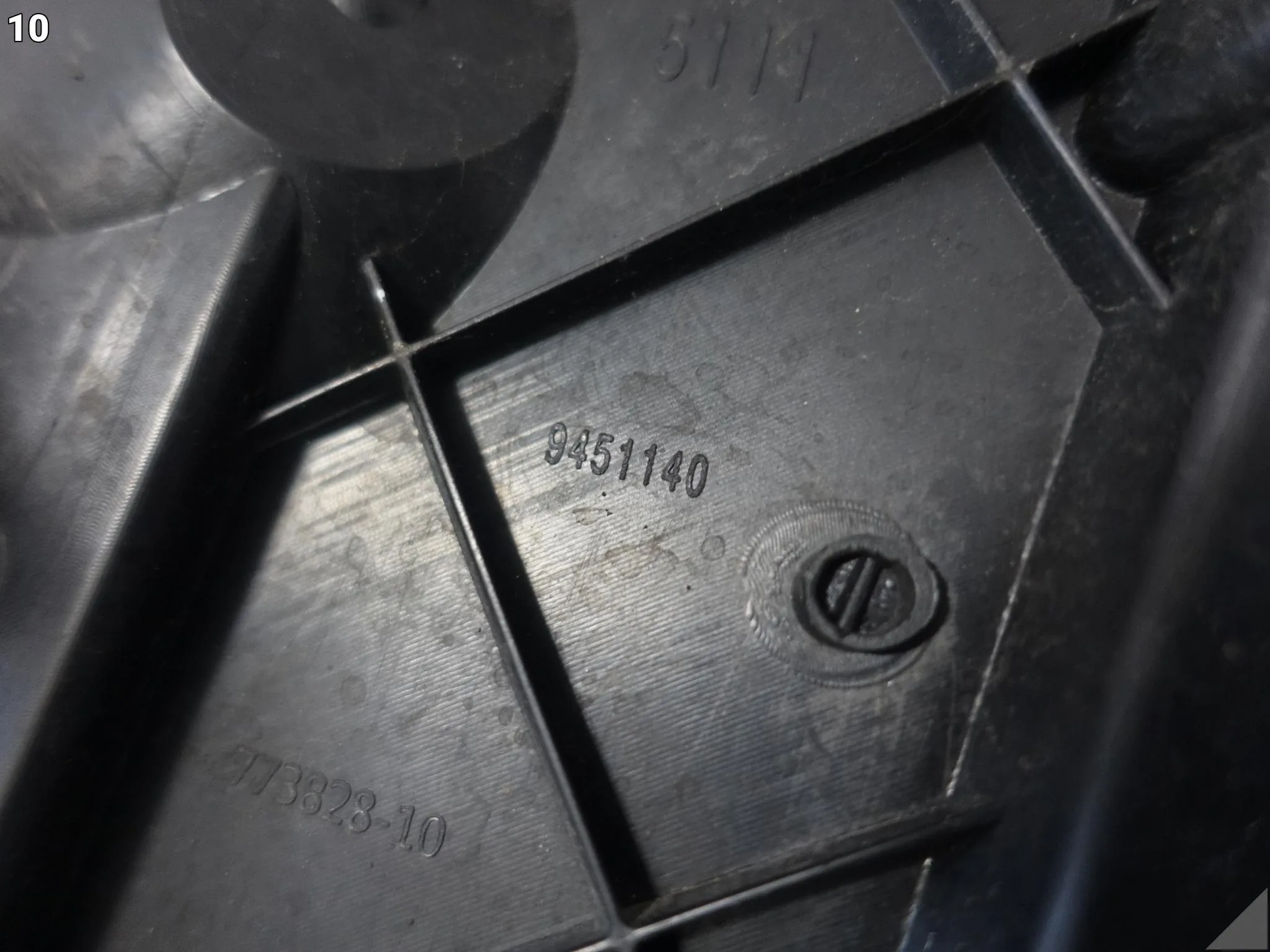 BMW X3 G01 X4 G02 LCI LIFT 21-25 ŚLIZG MOCOWANIE W ZDERZAK PRAWY PRZÓD 239a32a9a394b40b8f460f6fba6578a6