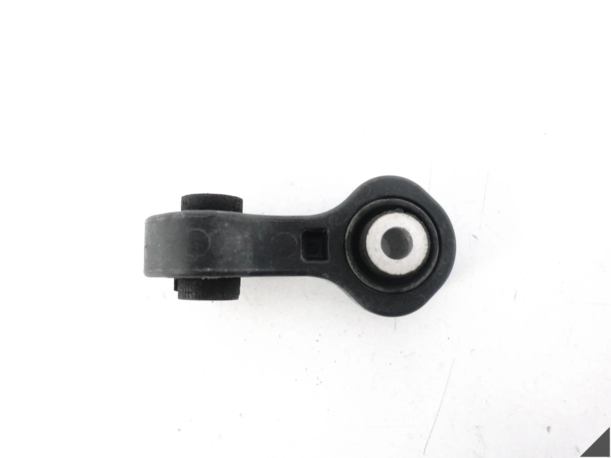 AUDI A7 4G8 A6 4G0 A5 S5 8T0 A4 8K0 ŁĄCZNIK WSPORNIK STABILIZATORA TYŁ L=R AUDI A7 4G8 A6 4G0 A5 S5 8T0 A4 8K0 ŁĄCZNIK WSPORNIK STABILIZATORA TYŁ L=R