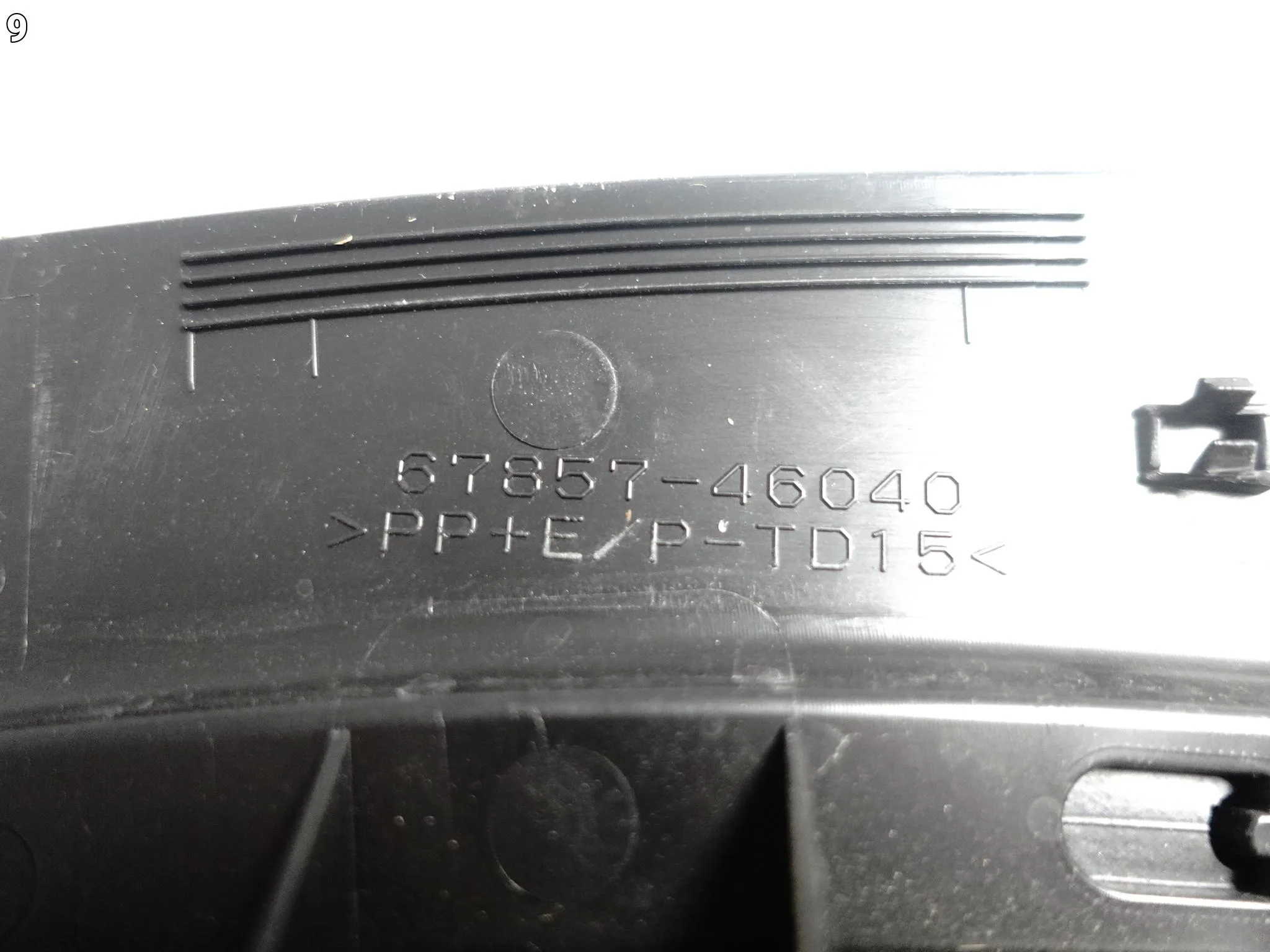 LEXUS RZ 450E 23- LISTWA OCHRANIACZ OSŁONA DRZWI TYŁ PRAWA 67857-46040 LEXUS RZ 450E 23- LISTWA OCHRANIACZ OSŁONA DRZWI TYŁ PRAWA 67857-46040 - obrazek 10