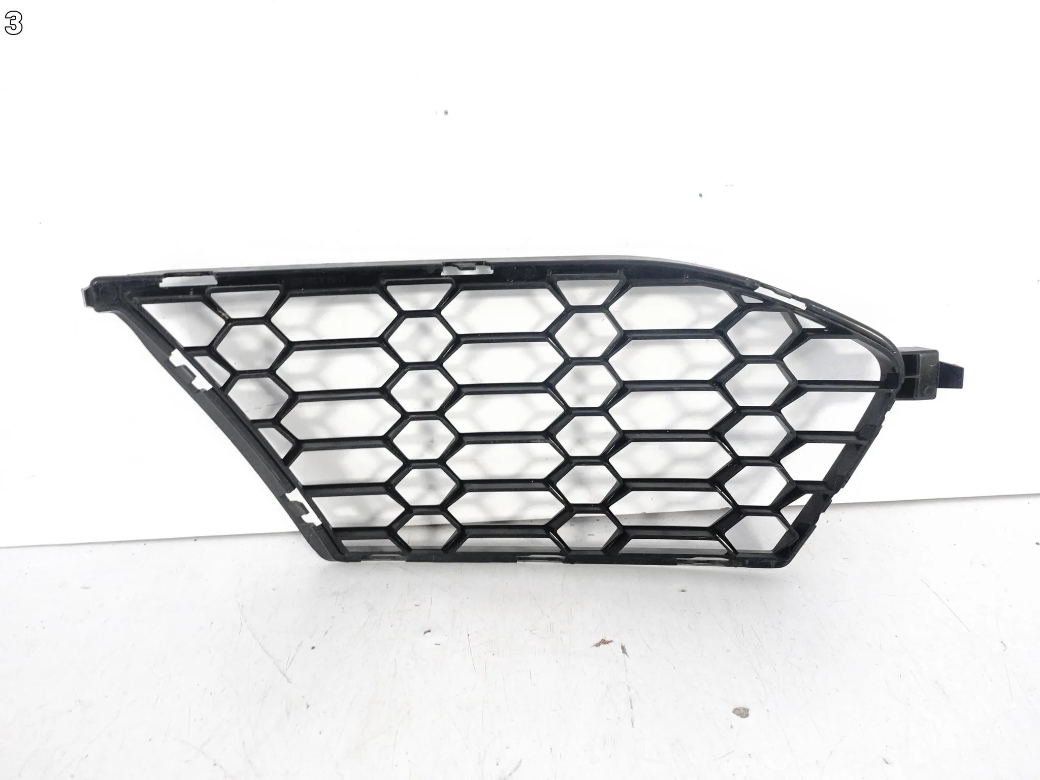 BMW M3 G80 G81 M4 G82 G83 M-POWER COMPETITION KRATKA W ZDERZAK PRZÓD LEWA 5dbcc979f4575672cf5cf093d383f10c