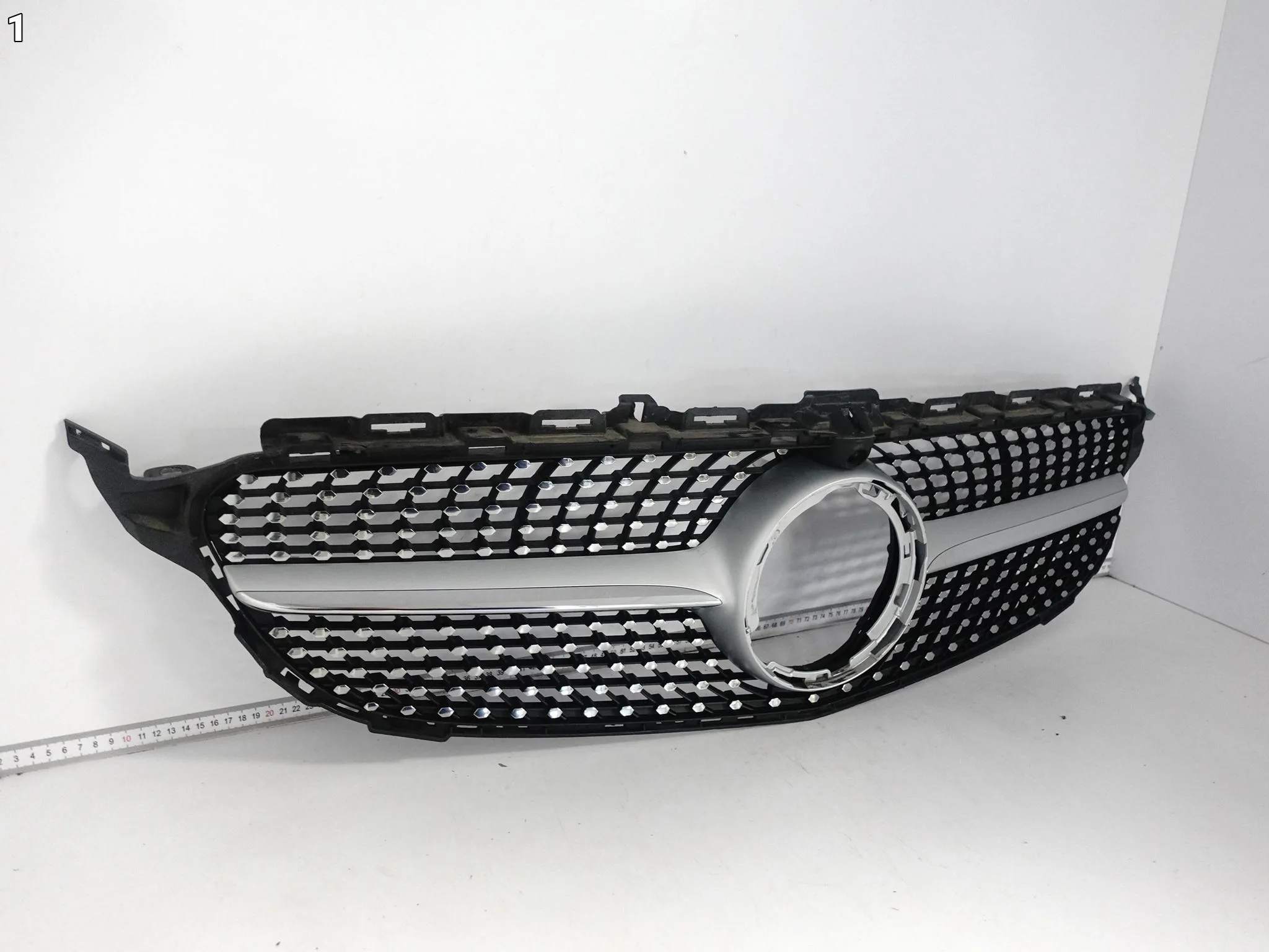 MERCEDES C-KLASA W205 S205 AMG DIAMOND 14- GRILL ATRAPA W ZDERZAK PRZÓD 43482f6a1c32d87f20de905065aa2393