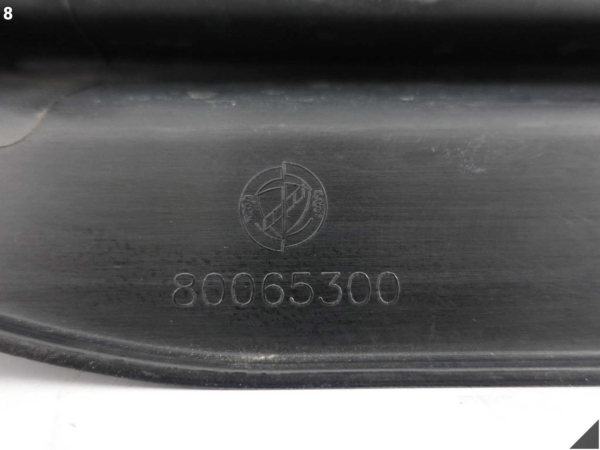 MASERATI GRANCABRIO GRANTURISMO SPORT 07-19 LISTWA PODSZYBIE MASKOWNICA e61b00ecb75918e615e608193200b6d0