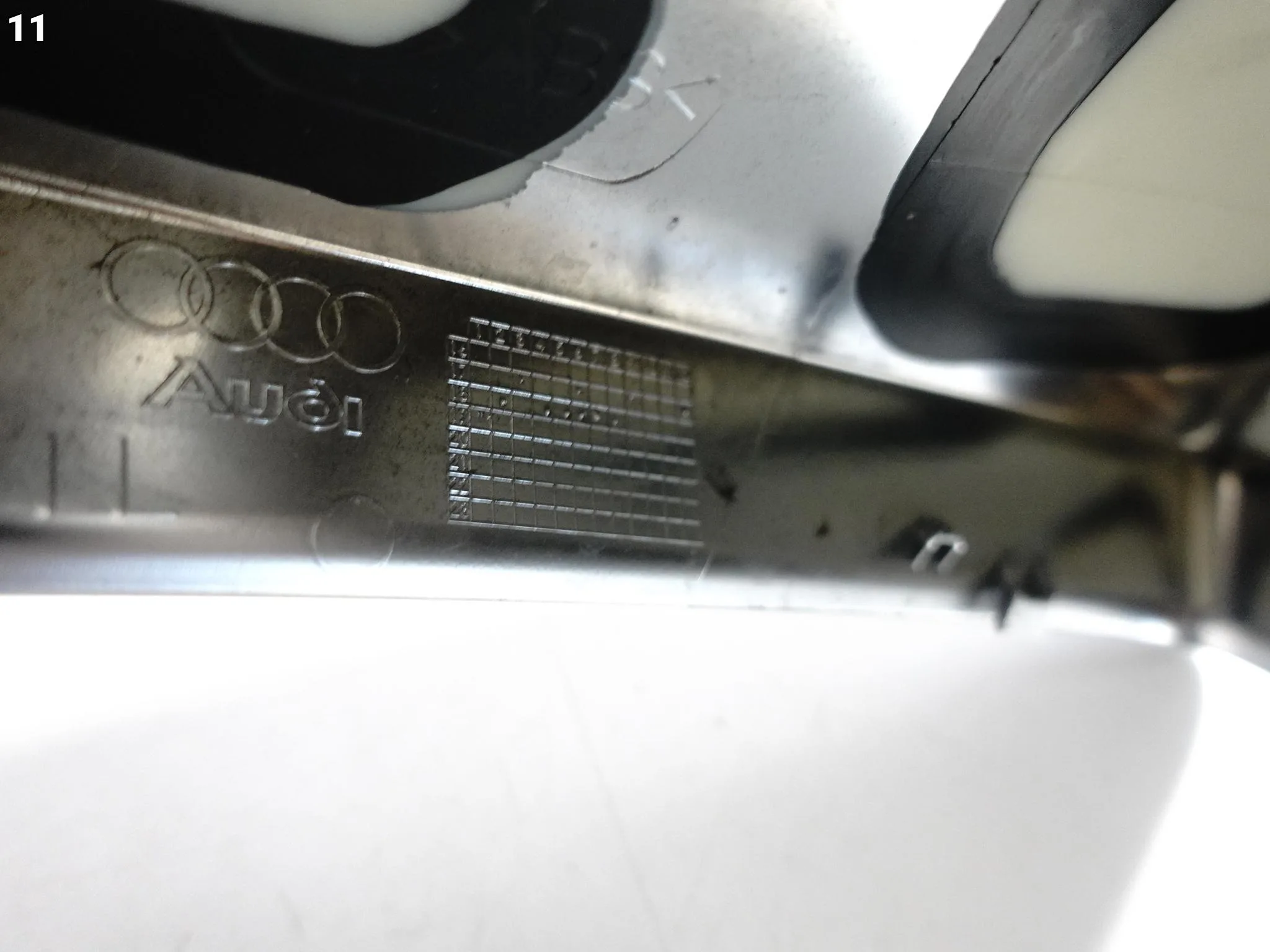 AUDI RS7 4K8 RS6 4K0 C8 S8 A8 4N1 1L1 LUSTERKO OBUDOWA LEWE ALUMINIUM MATT 5ed7bf60c5964679c61bb7486f7cfee0