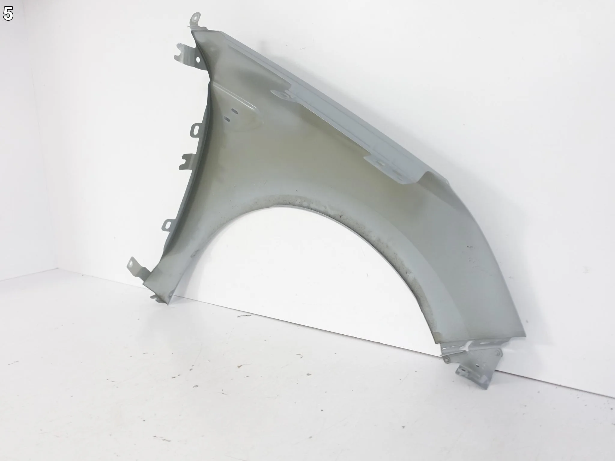 RENAULT CLIO BJA V 5 RS LINE 19- BŁOTNIK FENDER LEWY PRZÓD RENAULT CLIO BJA V 5 RS LINE 19- BŁOTNIK FENDER LEWY PRZÓD