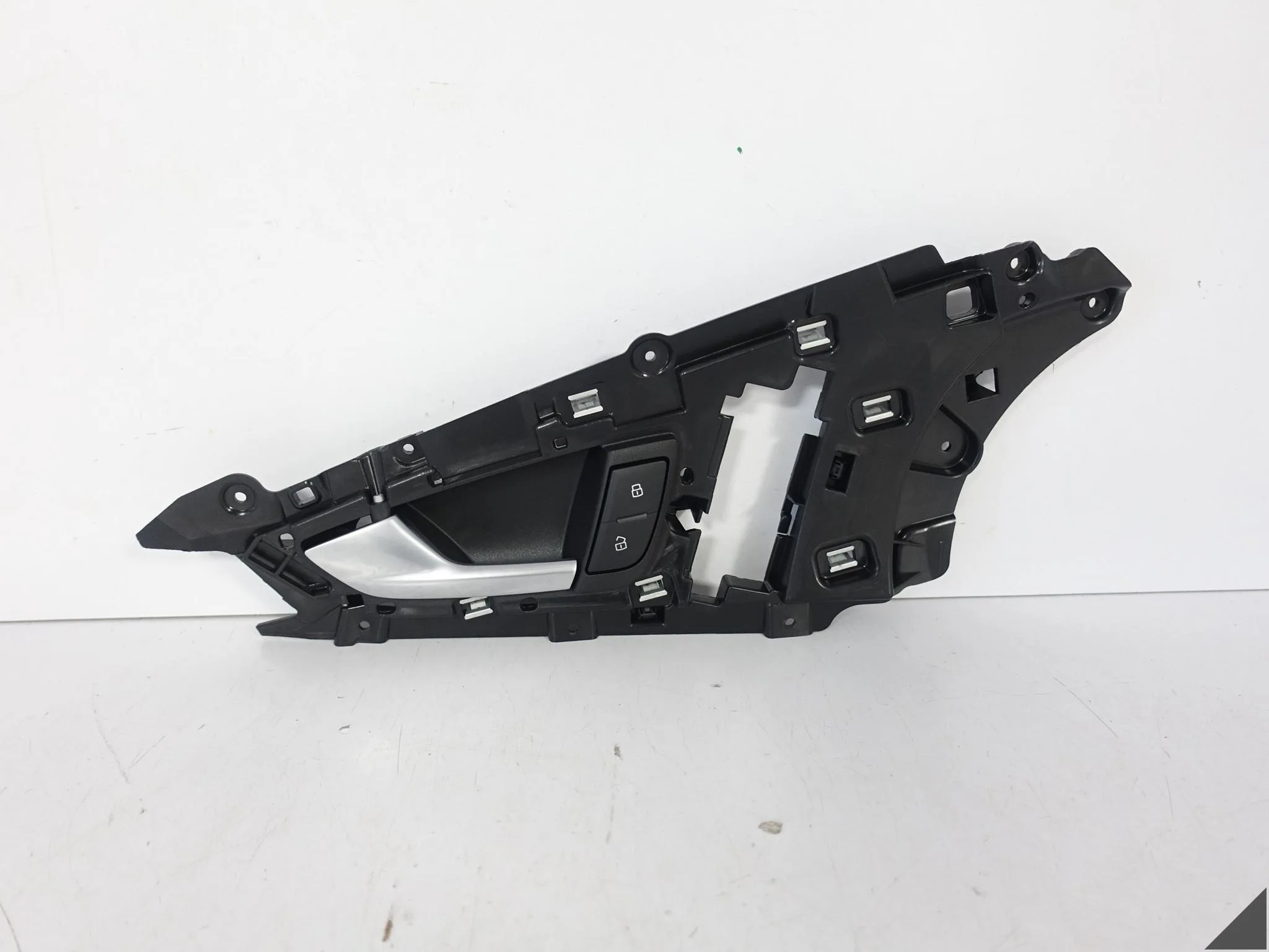 AUDI A7 S7 C7 4G8 LIFT 10-18 KLAMKA DRZWI PRZÓD LEWE PRZEŁĄCZNIK CHROM c77fcc3135a17192bf64c04ec55c634f