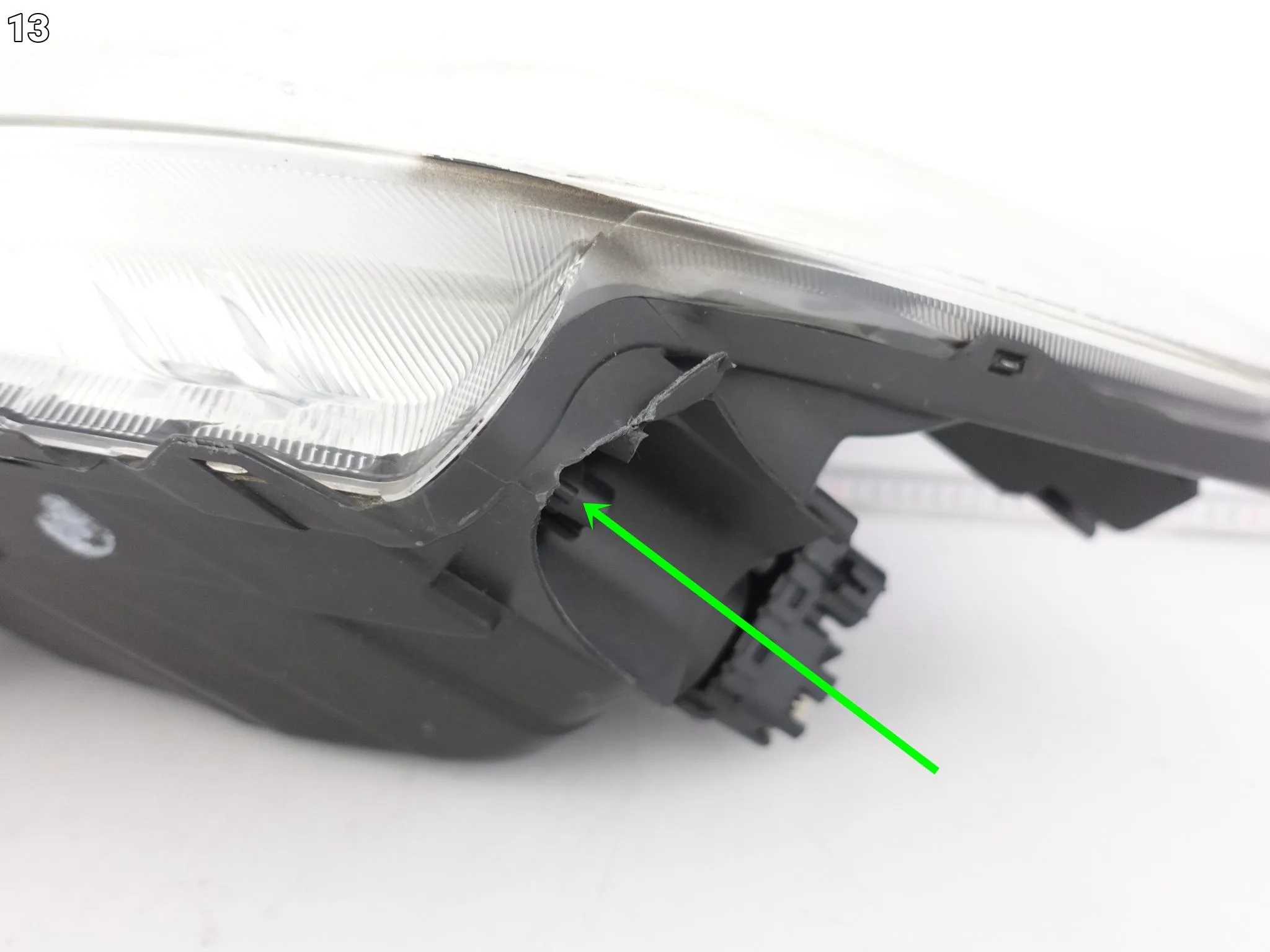 SUZUKI SX4 S-CROSS JY 13-16 LAMPA ZWYKŁA HALOGEN LEWA PRZÓD EUROPA d3d3f228f55b2cdfe706bc538f15c52e
