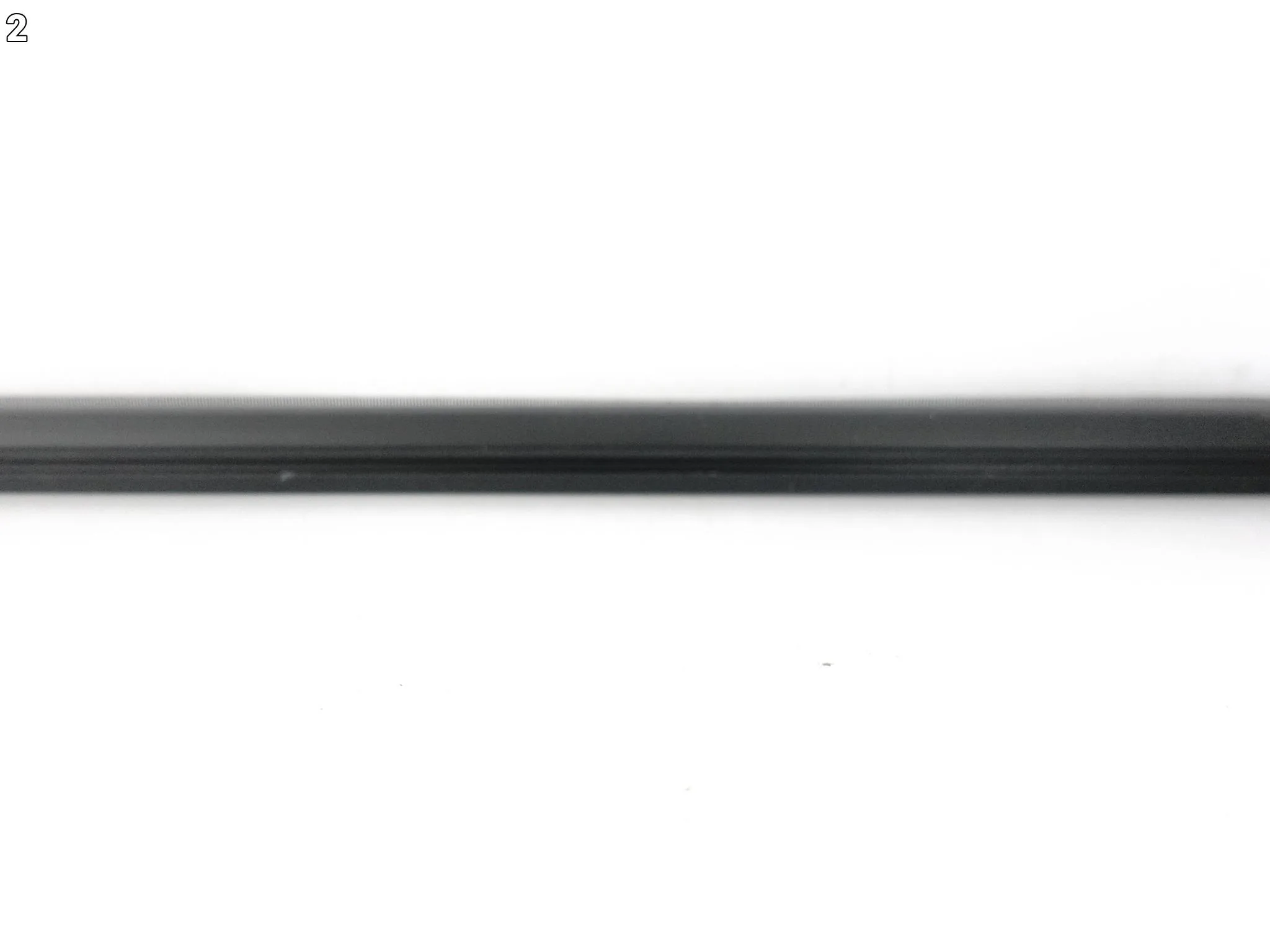 TOYOTA RAV4 V 5 19- LISTWA ZGARNIAJĄCA SZYBY DRZWI TYŁ PRAWA 75730-42050 TOYOTA RAV4 V 5 19- LISTWA ZGARNIAJĄCA SZYBY DRZWI TYŁ PRAWA 75730-42050 - obrazek 3