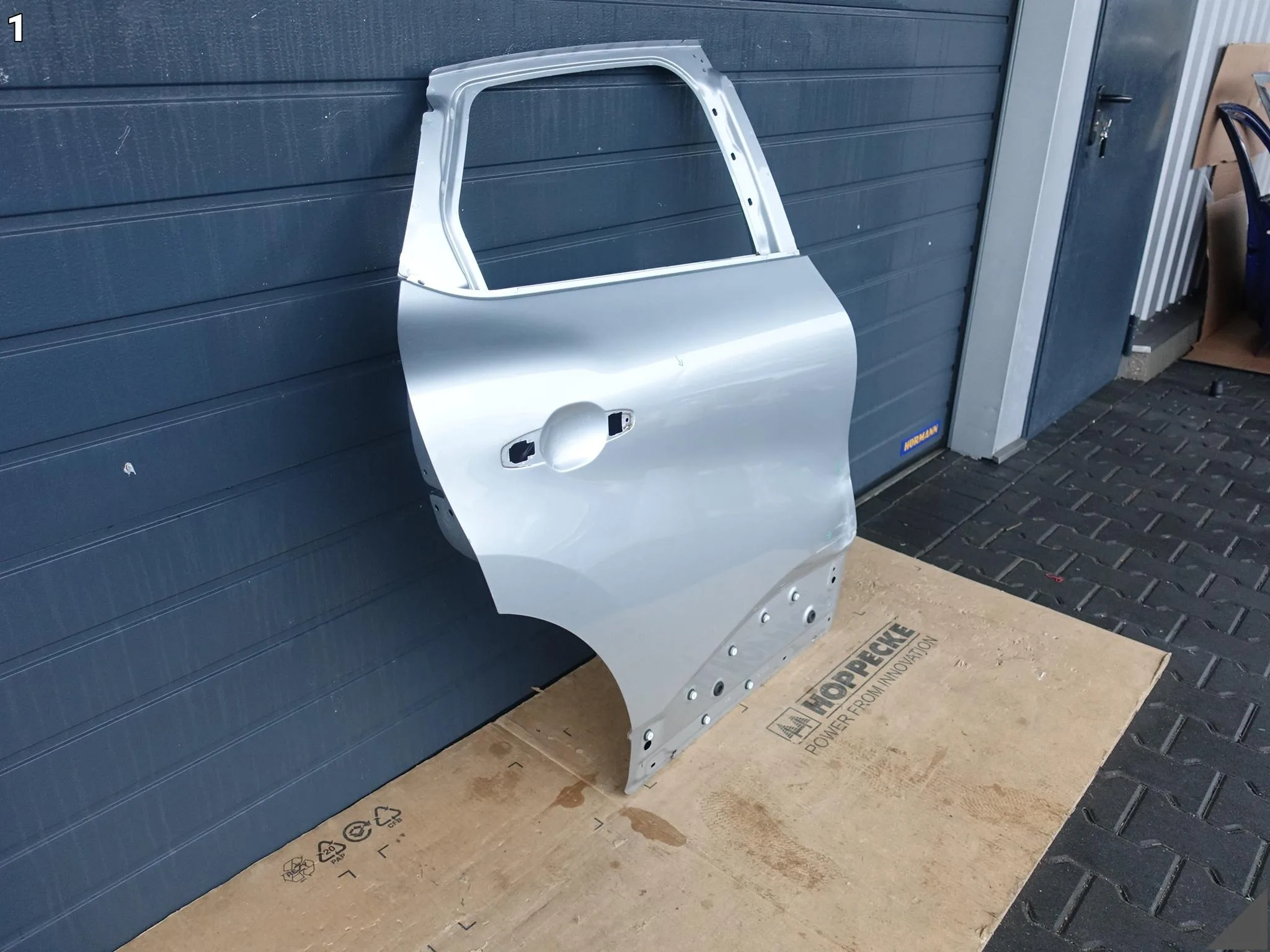 RENAULT CAPTUR II 2 19- MITSUBISHI ASX II 2 23- DRZWI DOOR PRAWE TYŁ RENAULT CAPTUR II 2 19- MITSUBISHI ASX II 2 23- DRZWI DOOR PRAWE TYŁ - obrazek 2