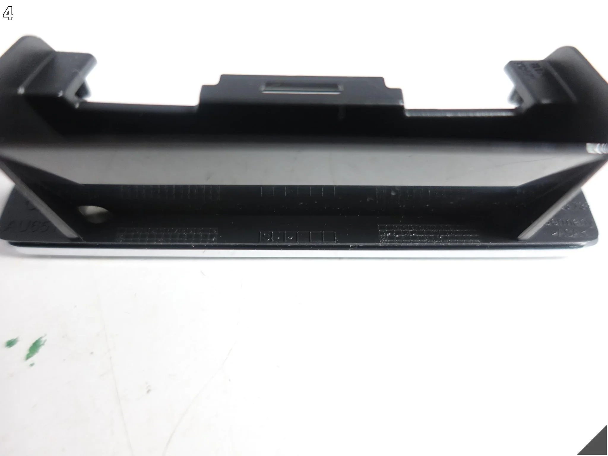 AUDI S8 A8 4N0 D5 17-21 EMBLEMAT ZNACZEK NAPIS QUATTRO PRZÓD W GRILL AUDI S8 A8 4N0 D5 17-21 EMBLEMAT ZNACZEK NAPIS QUATTRO PRZÓD W GRILL - obrazek 5