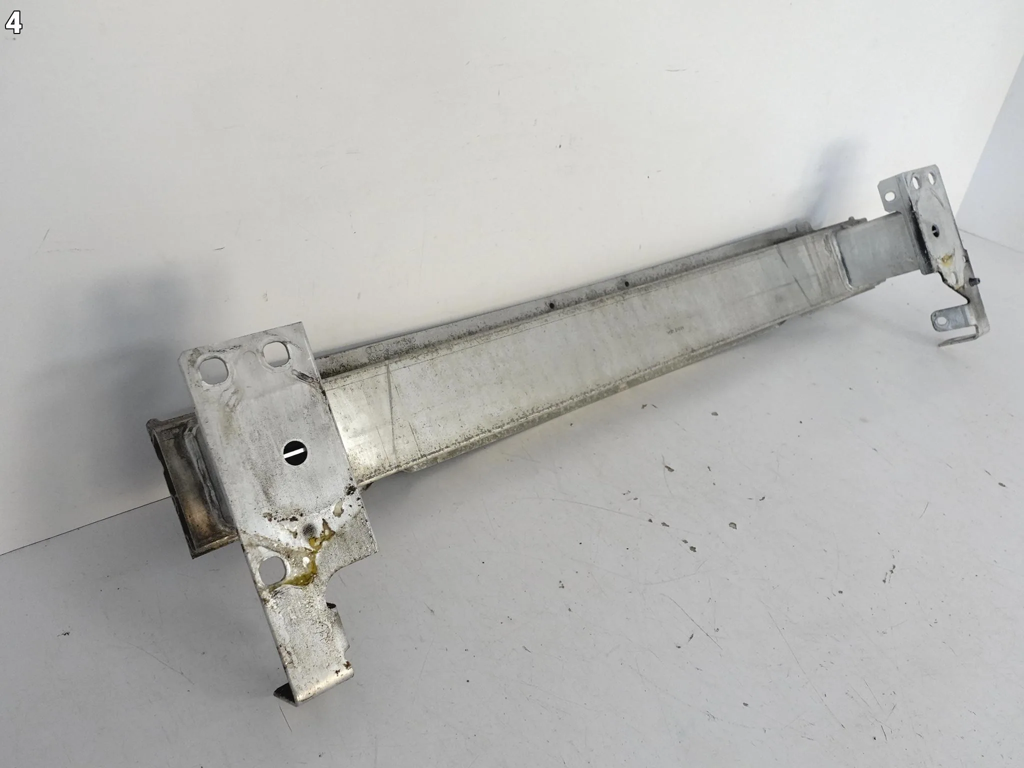 AUDI A1 8X0 SPORTBACK 10-18 LIFT BELKA WSPORNIK WZMOCNIENIE W ZDERZAK PRZÓD 724d9041a65c74be739669143e0c9a0d