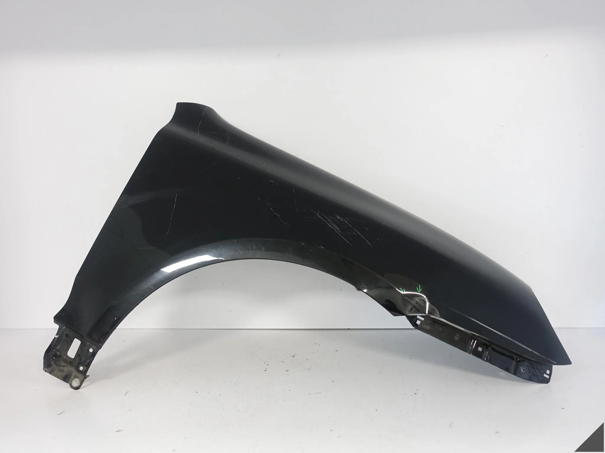 PORSCHE CAYENNE 7L5 955 02-06 BŁOTNIK FENDER PRAWY PRZÓD PORSCHE CAYENNE 7L5 955 02-06 BŁOTNIK FENDER PRAWY PRZÓD