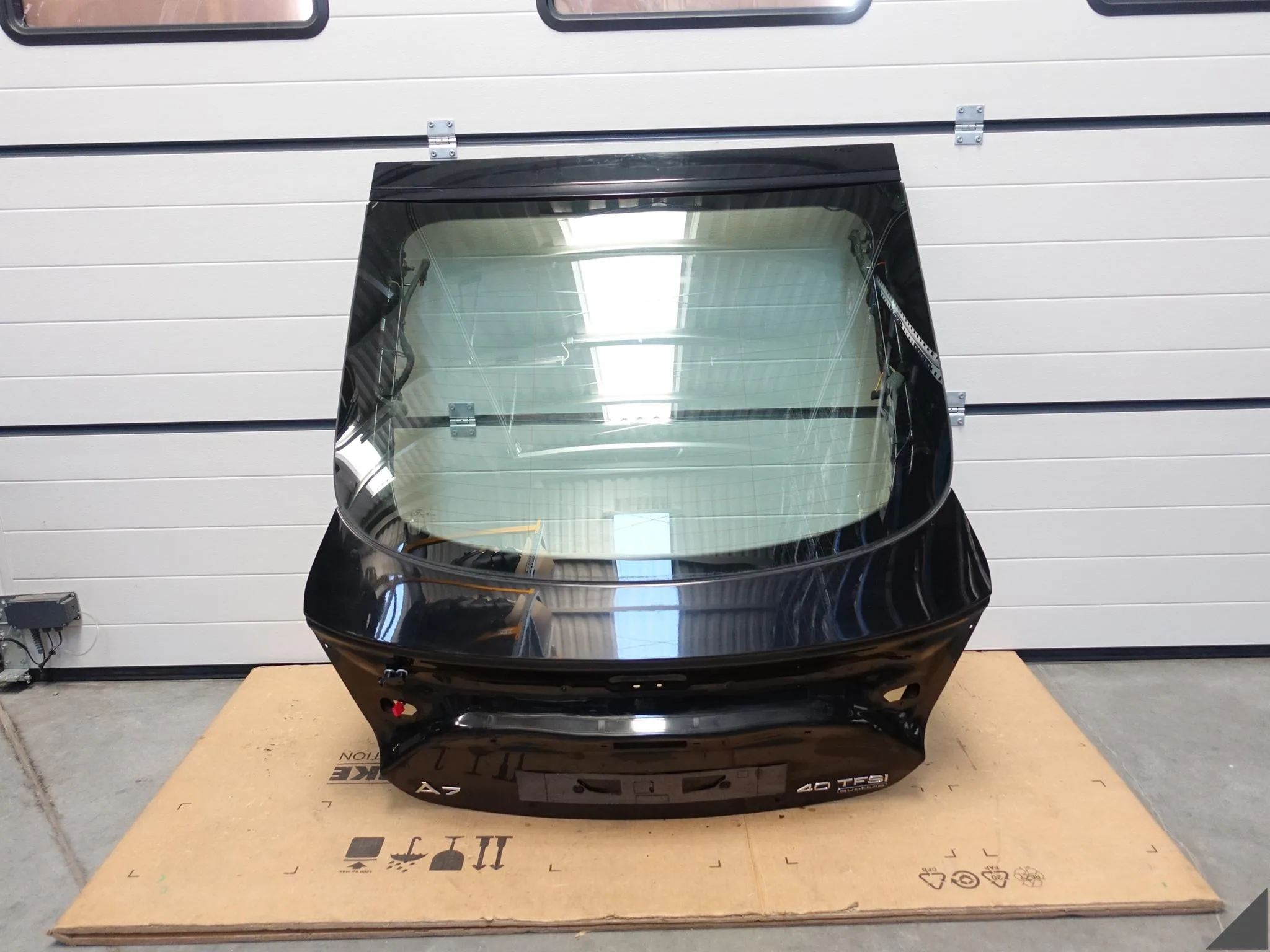 AUDI A7 S7 RS7 4G8 C7 10-18 KLAPA POKRYWA BAGAŻNIKA SZYBA KOLOR 0E0E fe3689164a55854744d0a44410fe2078