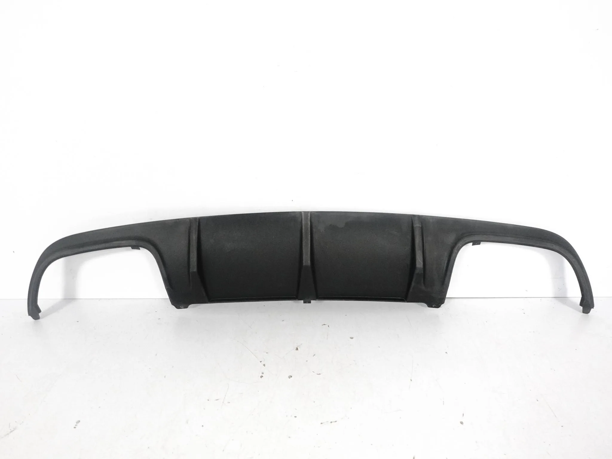 MERCEDES C-KLASA W204 C63 63 AMG SEDAN 07-11 SPOILER DYFUZOR W ZDERZAK TYŁ b03725c23600bb6fc07102e0804345b6