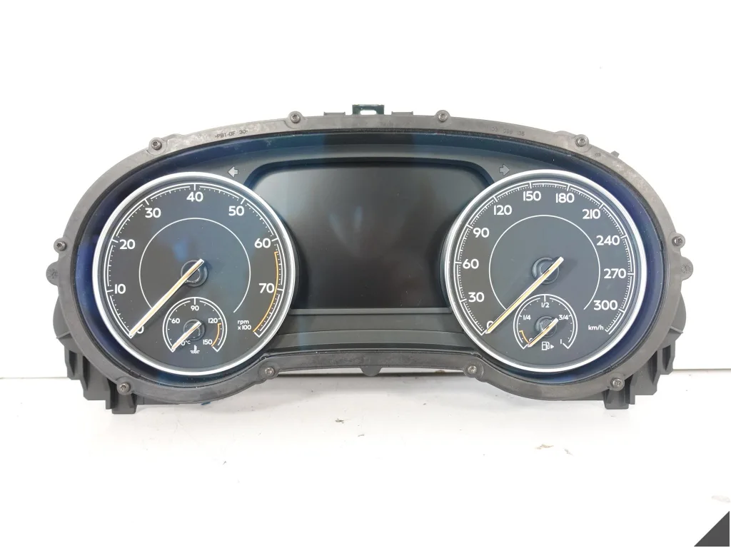 BENTLEY BENTAYGA 36A 15- LICZNIK ZEGARY WYŚWIETLACZ LCD EUROPA KM/H 8ba4b7d08540b402ef6b50bbd2a572b4