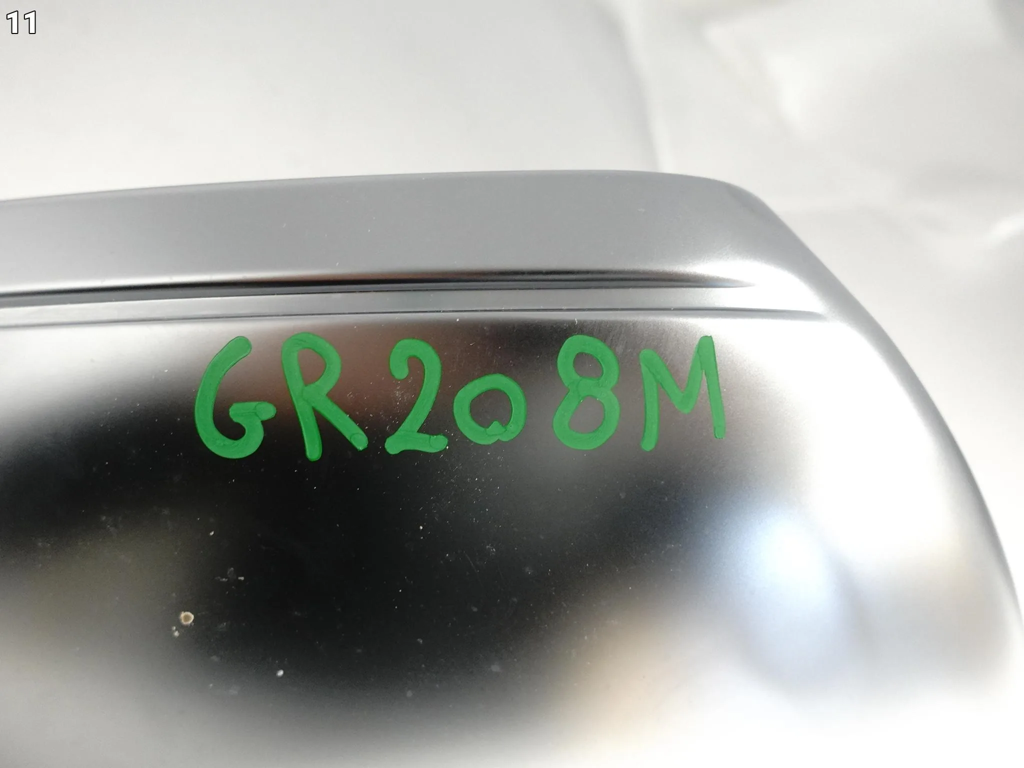 AUDI RS7 4K8 RS6 4K0 C8 S8 A8 4N1 1L1 LUSTERKO OBUDOWA PRAWA ALUMINIUM MATT 054e643986942f5a9051eef3c221d6fc