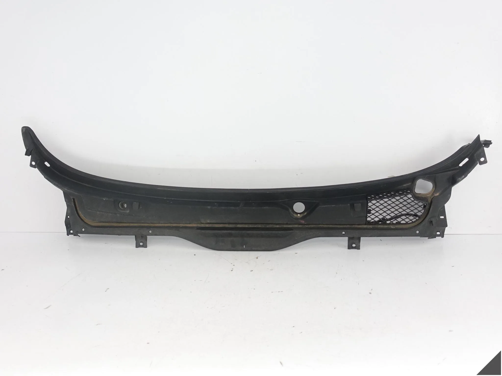MASERATI GRANCABRIO GRANTURISMO SPORT 07-19 LISTWA PODSZYBIE MASKOWNICA e55cb7a795ce0ba5e134aa700bbc084e