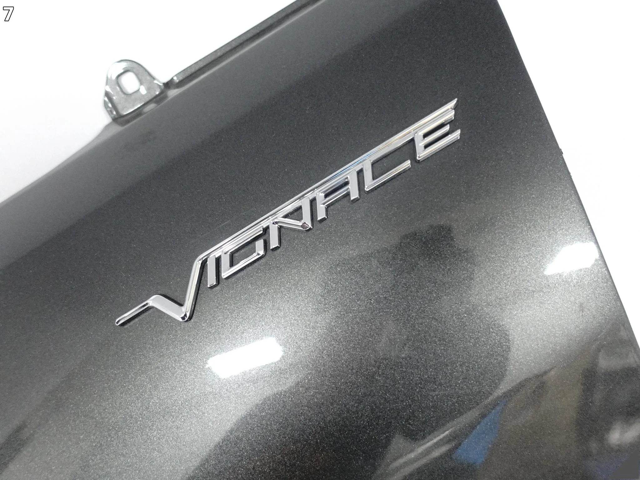 FORD FIESTA MK8 VIII VII 16-23 LIFT BŁOTNIK LEWY PRZÓD + VIGNALE EMBLEMAT FORD FIESTA MK8 VIII VII 16-23 LIFT BŁOTNIK LEWY PRZÓD + VIGNALE EMBLEMAT