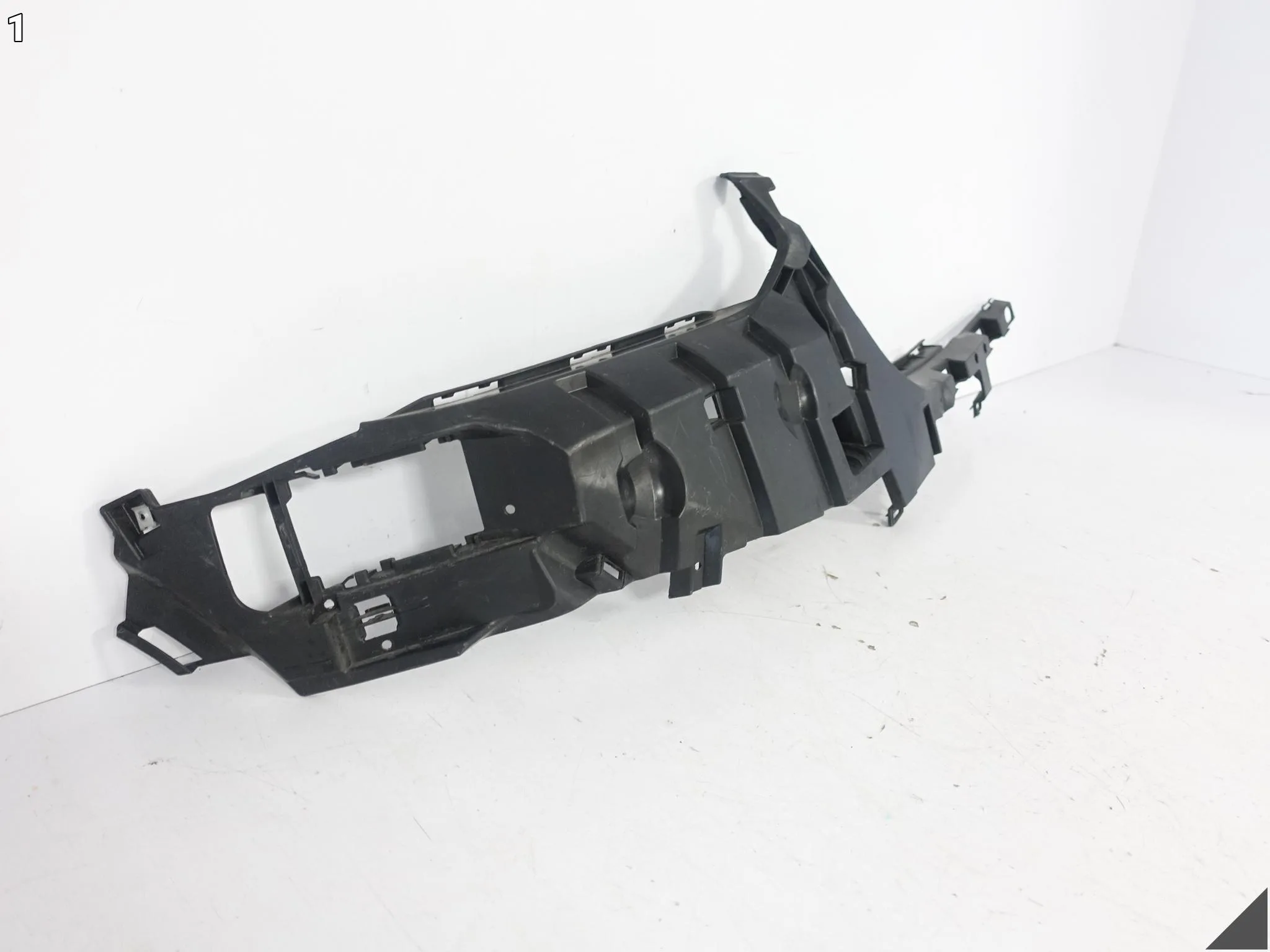 BMW X3 G01 X4 G02 LCI LIFT 21-25 ŚLIZG MOCOWANIE W ZDERZAK PRAWY PRZÓD db4eb9e45c2d7421114cc4b51bbbf639
