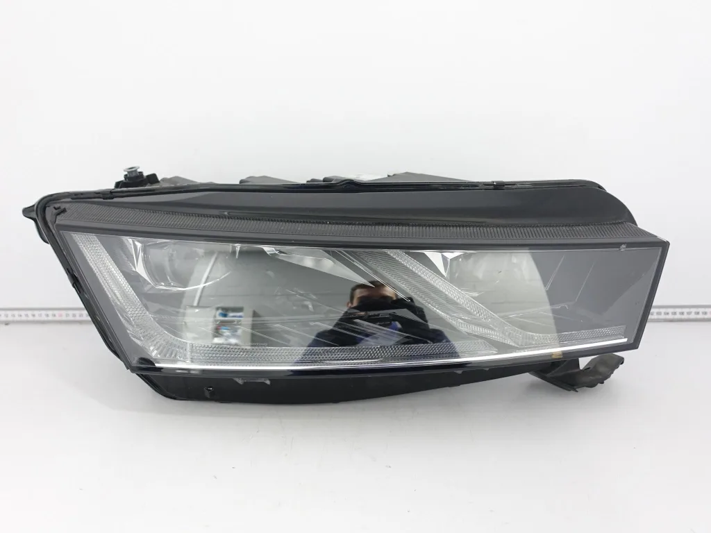 SKODA OCTAVIA IV 4 5E4 19-24 LAMPA FULL LED CRYSTAL LIGHTING PRAWA PRZÓD EU 38061283f69ed09344da1d3d5c856ee1