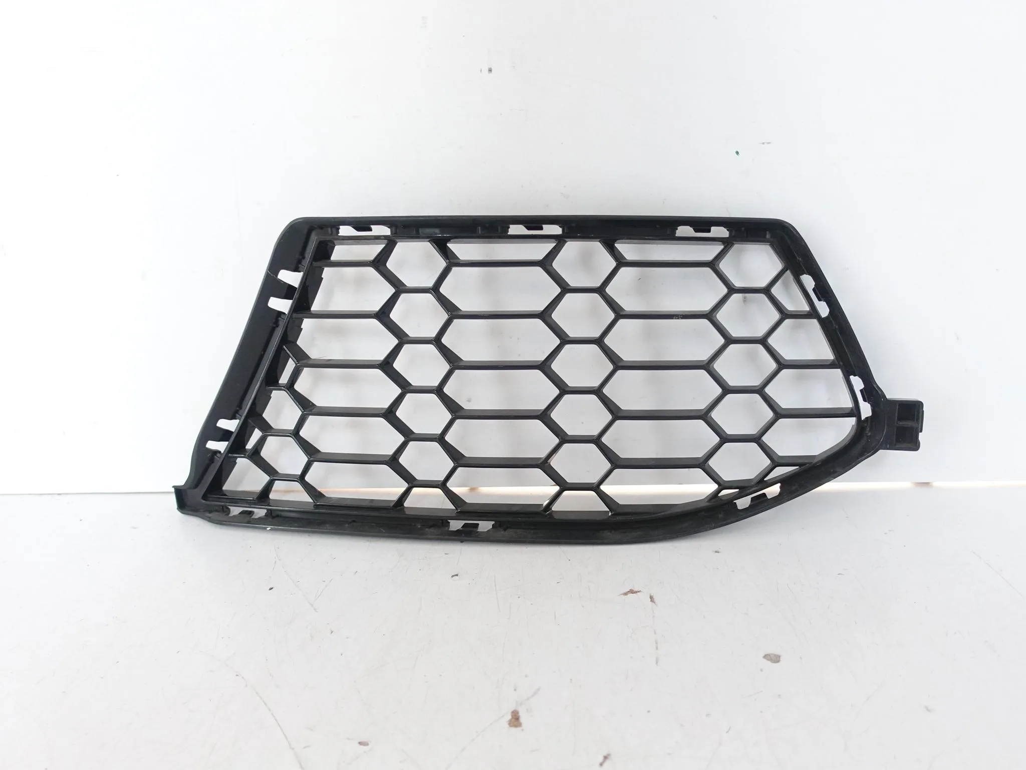 BMW M3 G80 G81 M4 G82 G83 M-POWER COMPETITION KRATKA W ZDERZAK PRZÓD LEWA 40abf54e57867b509cf4d665ec5e8bd1
