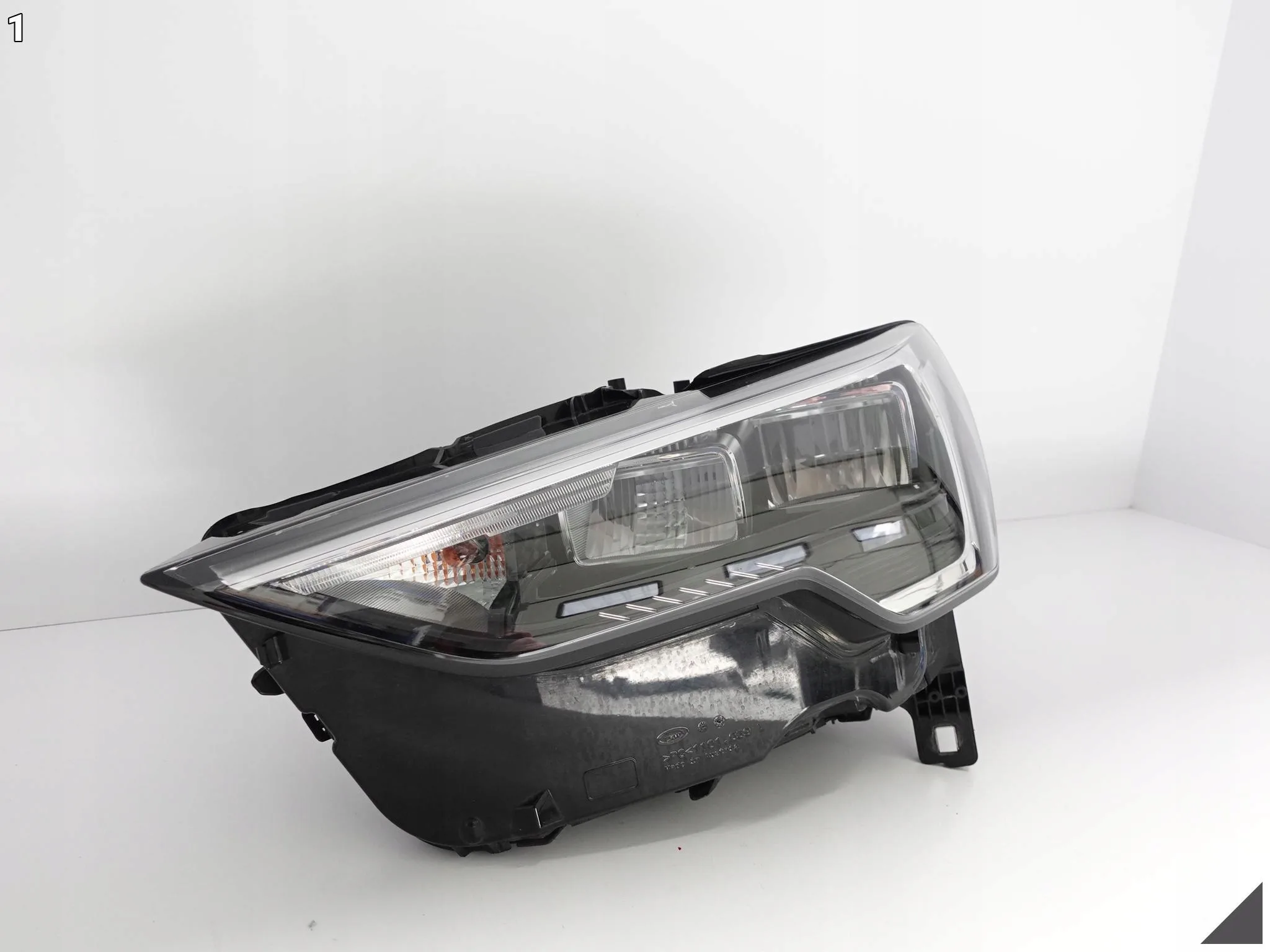 AUDI Q3 SQ3 II 2 F3 83A 18-25 LAMPA HEADLIGHT ZWYKŁA FULL LED LEWA PRZÓD EU AUDI Q3 SQ3 II 2 F3 83A 18-25 LAMPA HEADLIGHT ZWYKŁA FULL LED LEWA PRZÓD EU - obrazek 2