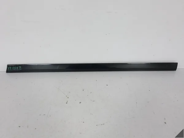 AUDI A3 8P 8P4 SPORTBACK 03-13 LISTWA NAKŁADKA DOLNA DRZWI PRZÓD PRAWY AUDI A3 8P 8P4 SPORTBACK 03-13 LISTWA NAKŁADKA DOLNA DRZWI PRZÓD PRAWY