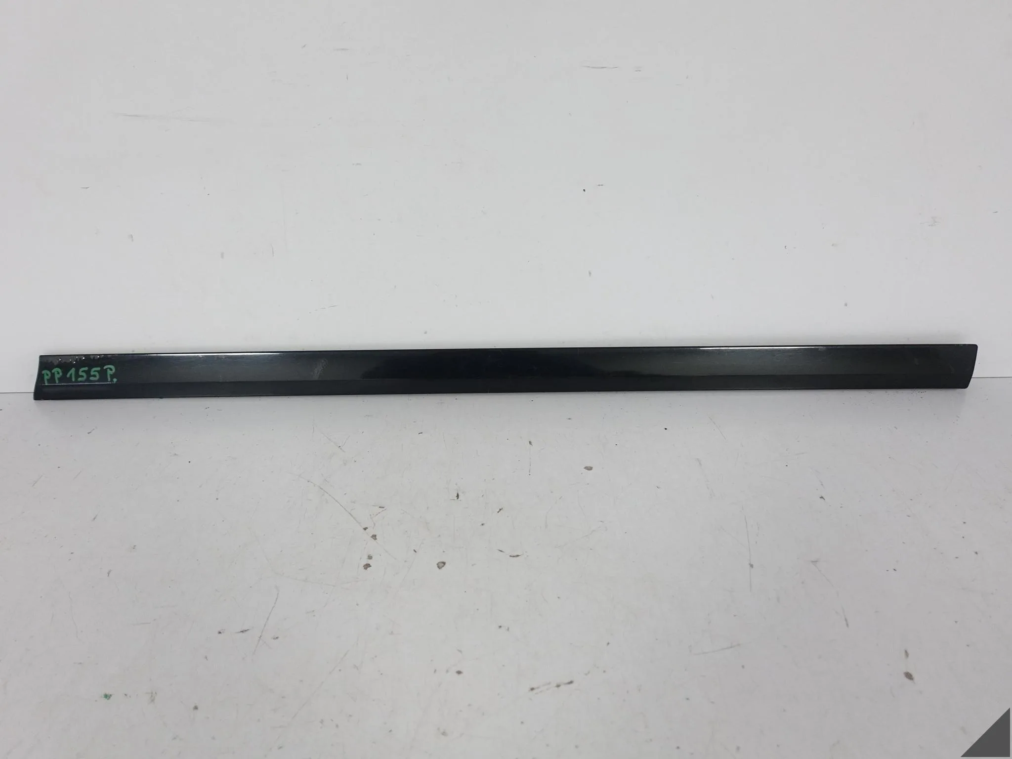 AUDI A3 8P 8P4 SPORTBACK 03-13 LISTWA NAKŁADKA DOLNA DRZWI PRZÓD PRAWY AUDI A3 8P 8P4 SPORTBACK 03-13 LISTWA NAKŁADKA DOLNA DRZWI PRZÓD PRAWY