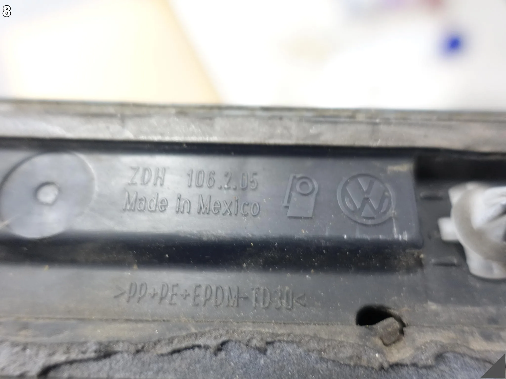 VW BEETLE 11-19 LISTWA NAKŁADKA OSŁONA DOLNA DRZWI PRZÓD PRAWA 5C5853970 VW BEETLE 11-19 LISTWA NAKŁADKA OSŁONA DOLNA DRZWI PRZÓD PRAWA 5C5853970 - obrazek 9