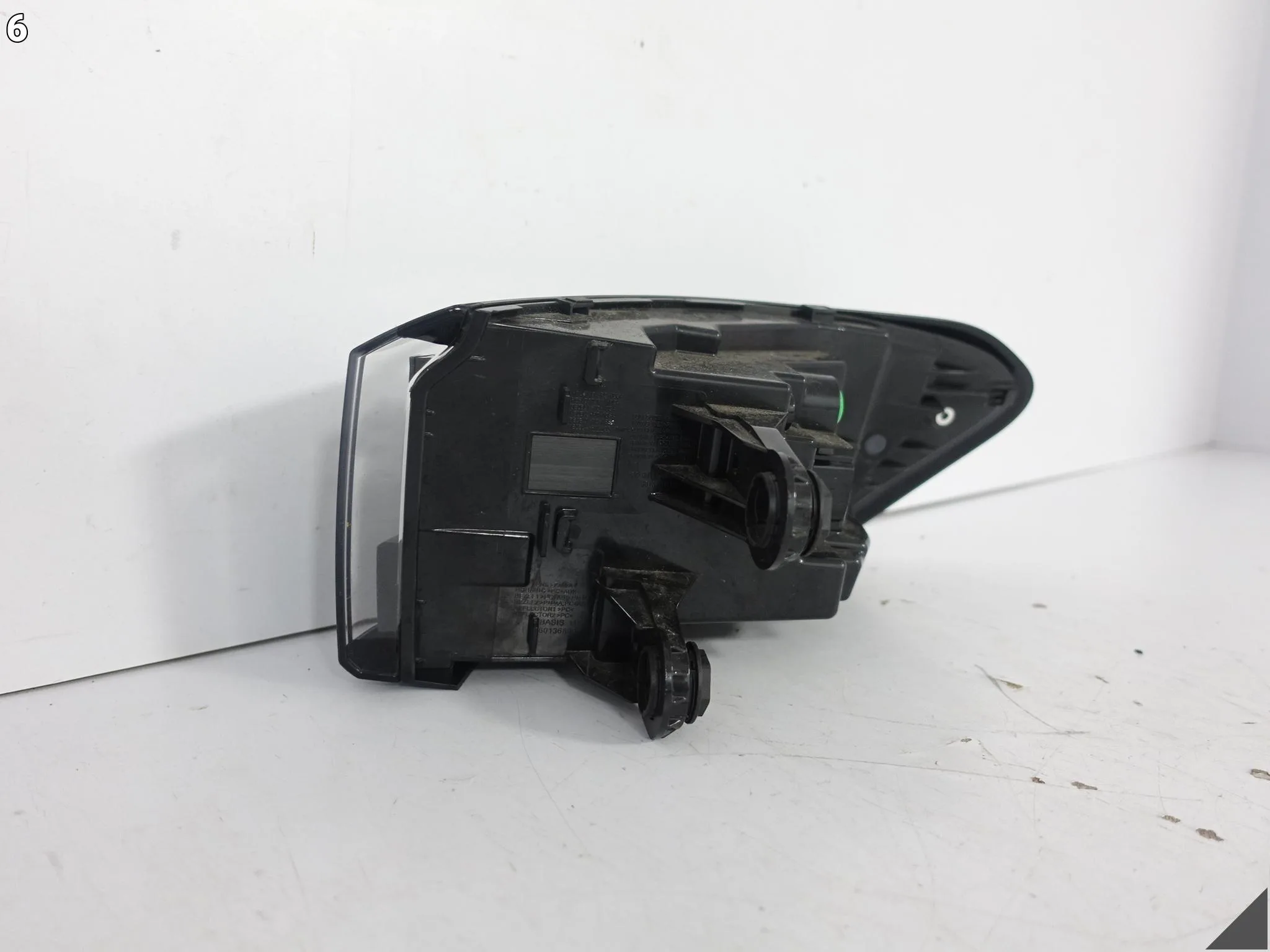 VW ID7 ID.7 14A 23- LAMPA LED TEIL LAMP W BŁOTNIK LEWA TYŁ a4dbb6712ea2c47ff1754a71f5c16d9c
