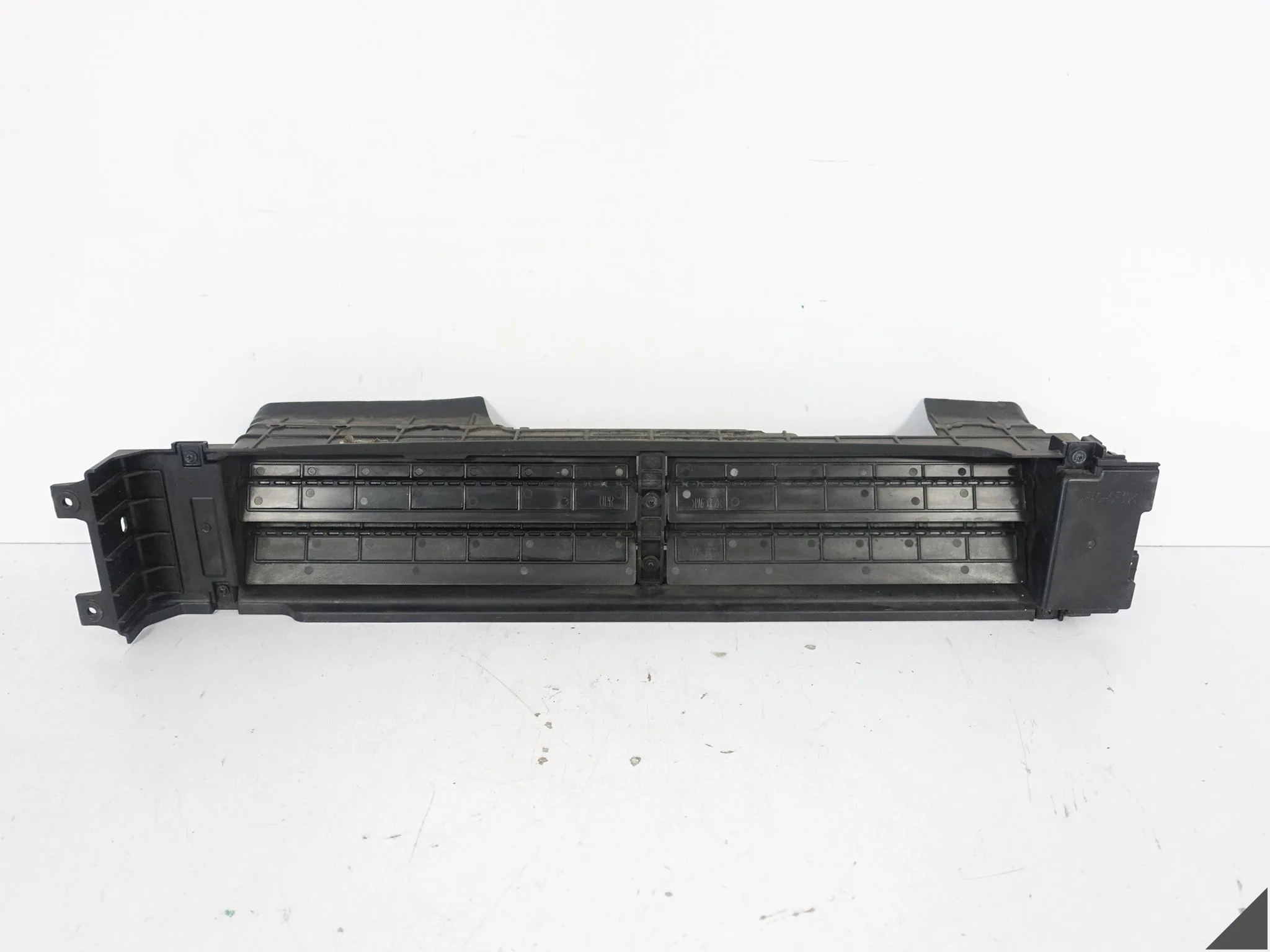 KIA SOUL EV III 3 19-22 KIEROWNICA ŻALUZJA PRZEWÓD WLOT POWIETRZA PRZÓD 36a96979c07a7ee3e9c733ede7bb71b5