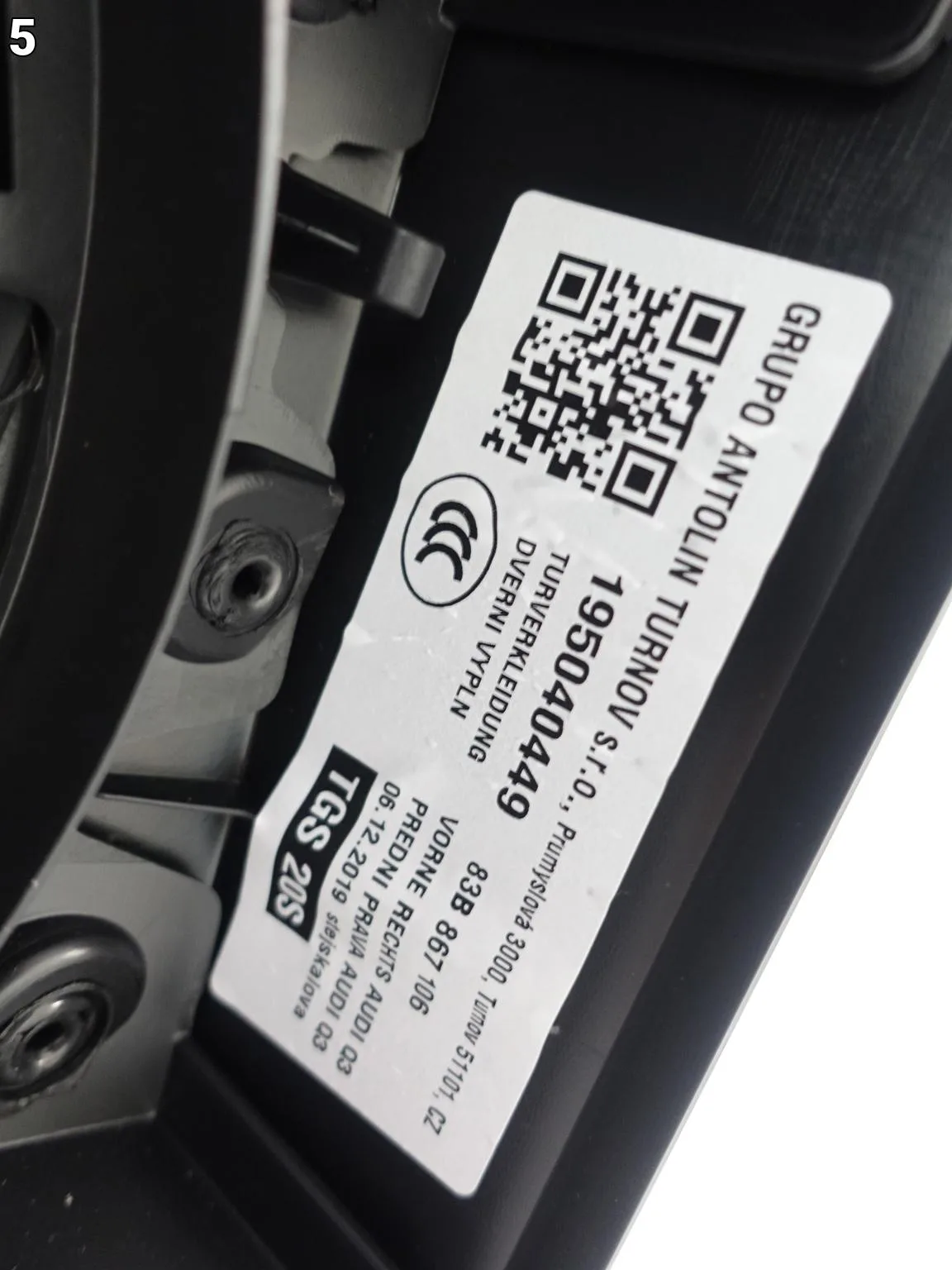 AUDI Q3 83A F3 18-25 BOCZEK TAPICERKA NA DRZWI PRZÓD PRAWY 38M 24KM 367ce4a73c4ff785829e7882f83ffda4